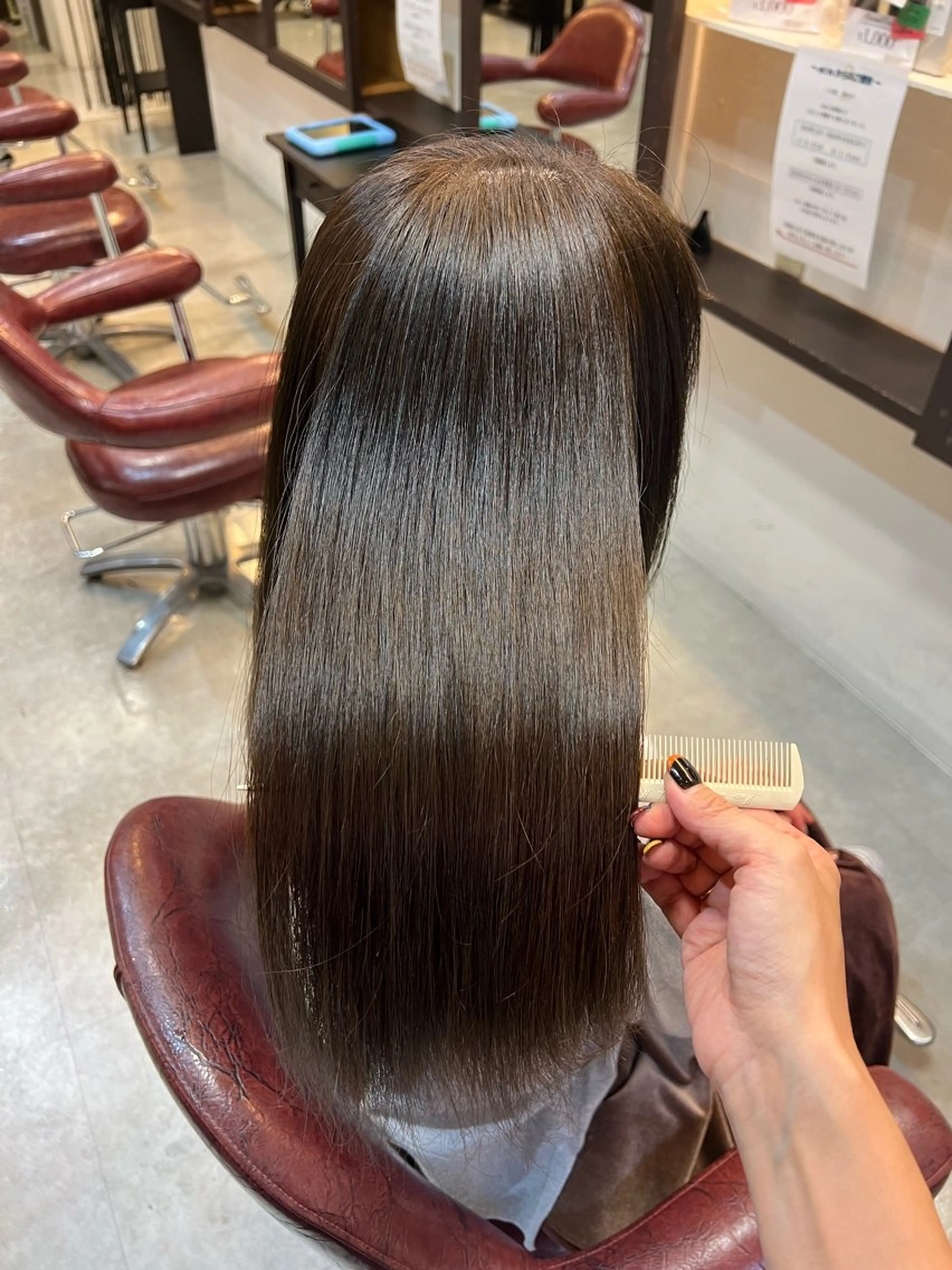 ロング カラー グレージュ オリーブグレージュ オリーブグレー 吉岡 なみのヘアスタイル