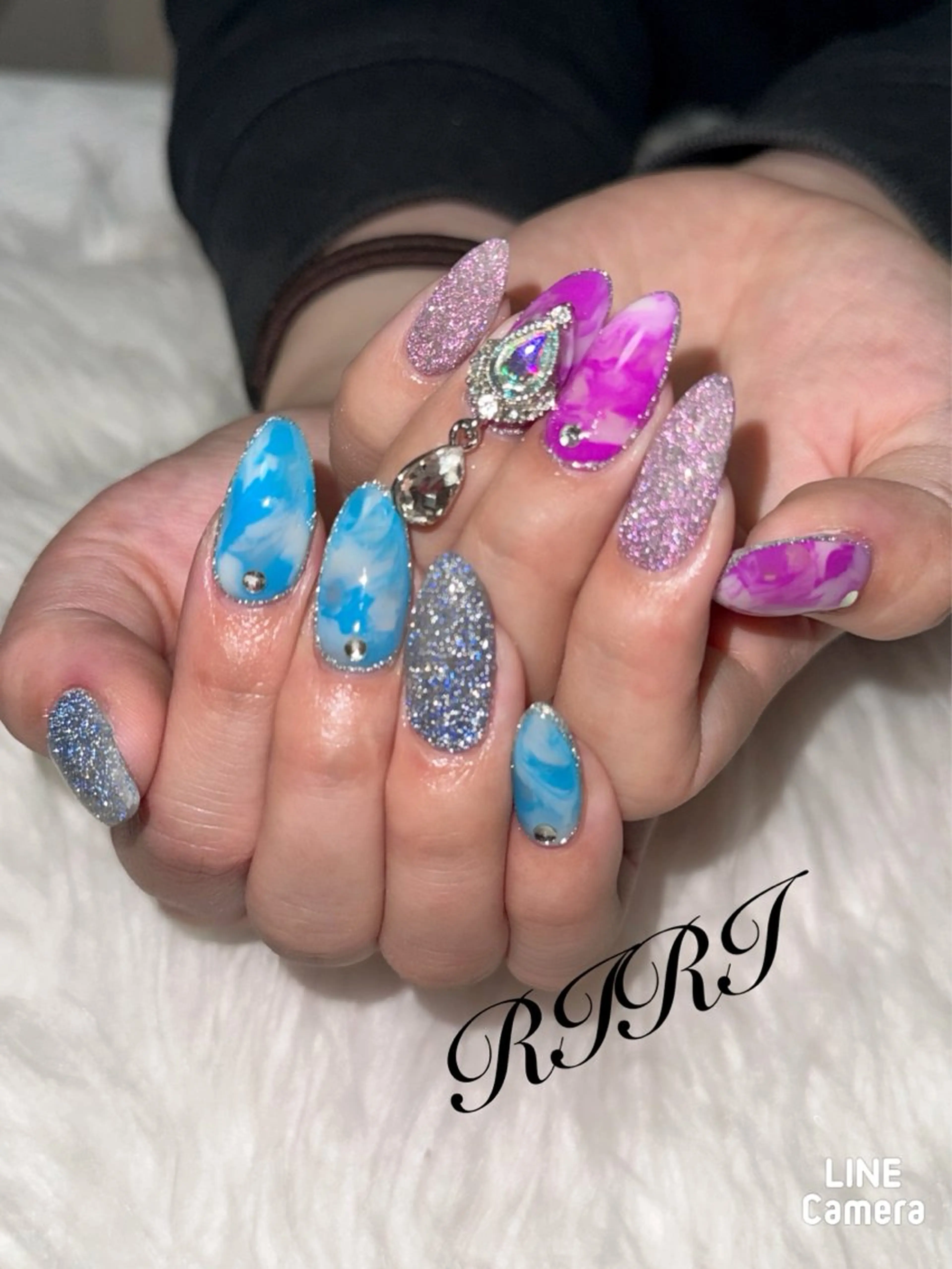 ネイル ブルー ジェルネイル キラキラネイル 大理石ネイル(マーブル) パープル riri オーナーのネイルデザイン