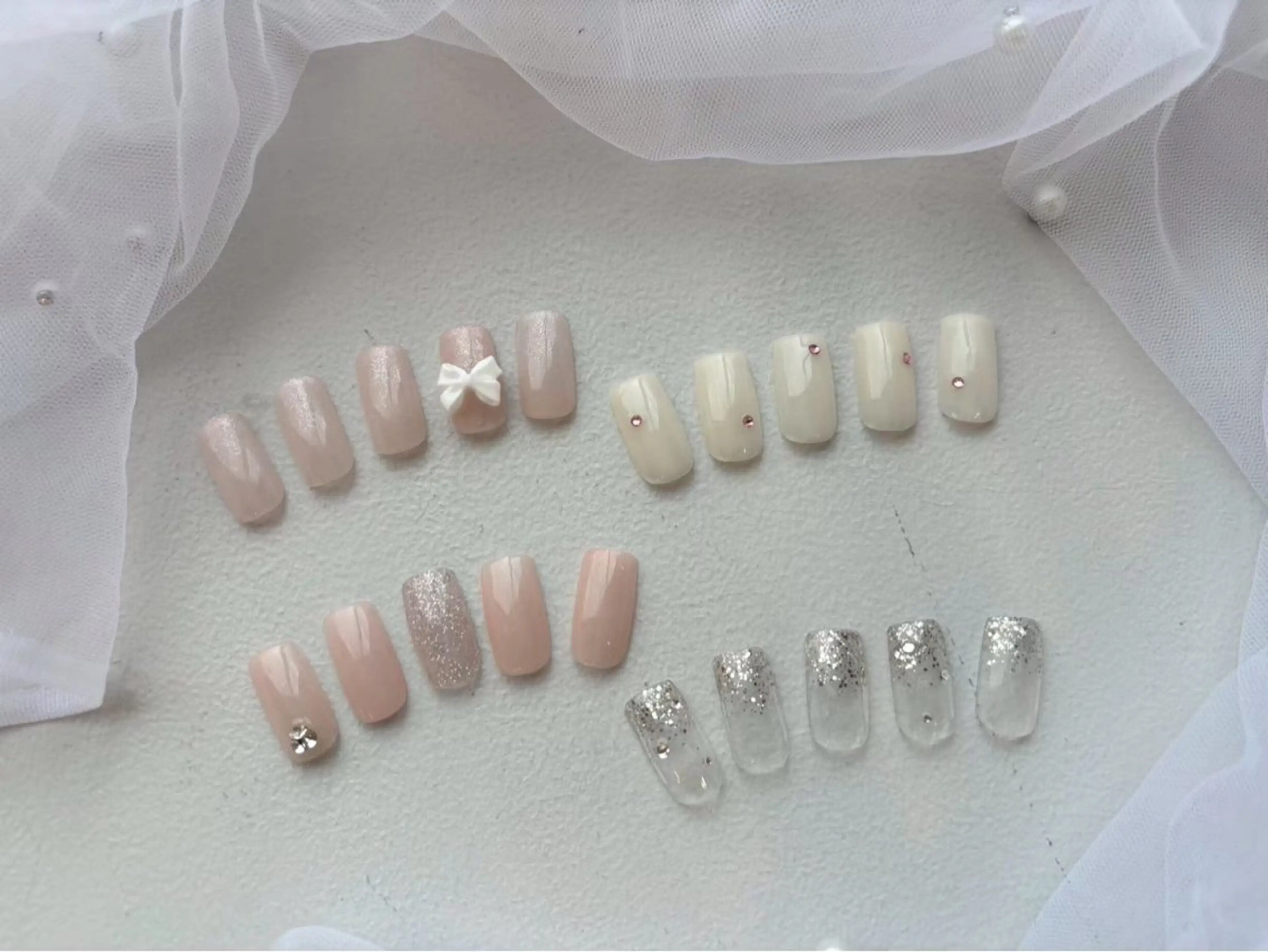 ネイル シンプルネイル MIA LANDHAKATAのネイルデザイン