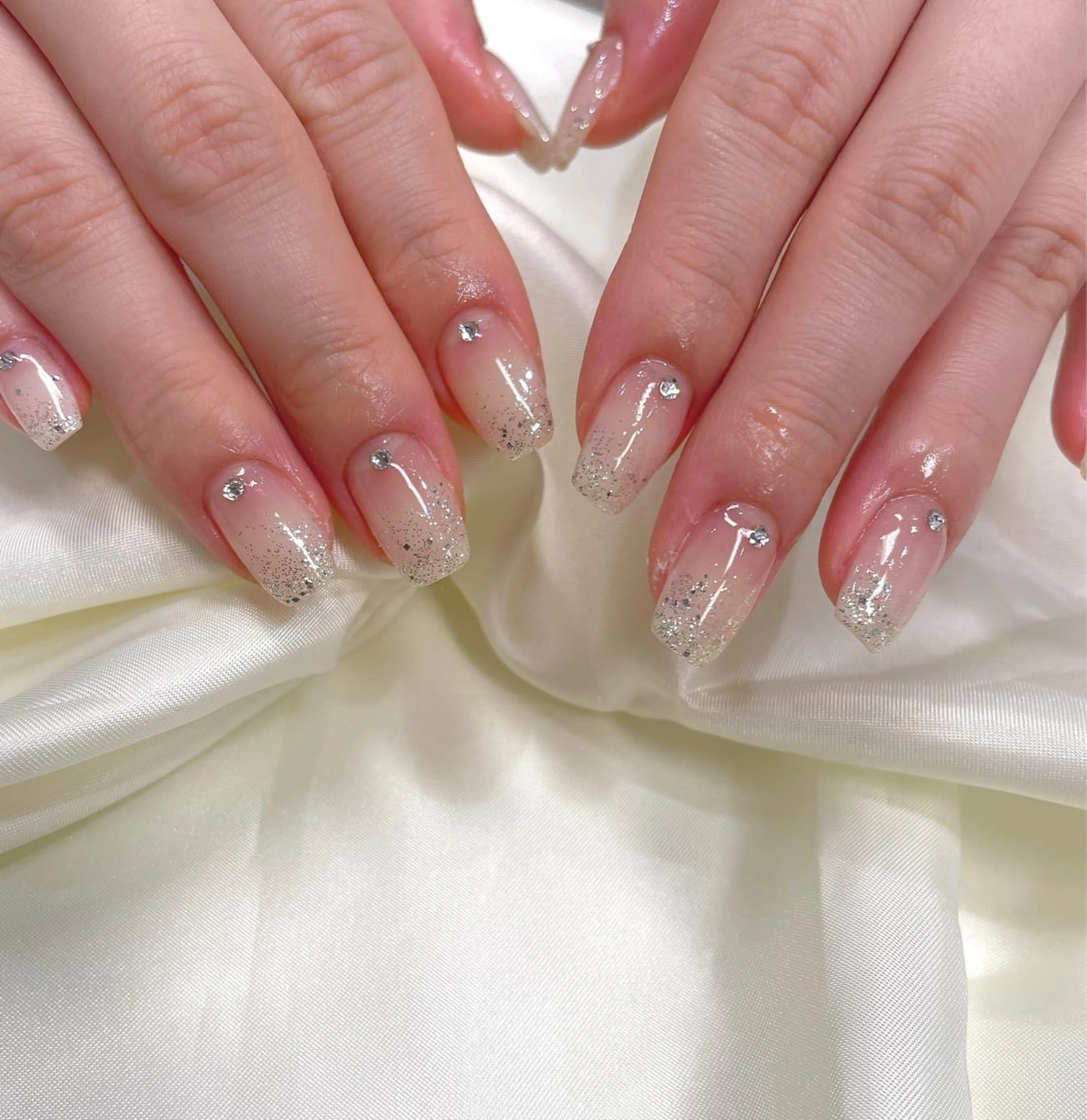 ネイル Me d'eau所属・Me d'eau Rinaのネイルデザイン