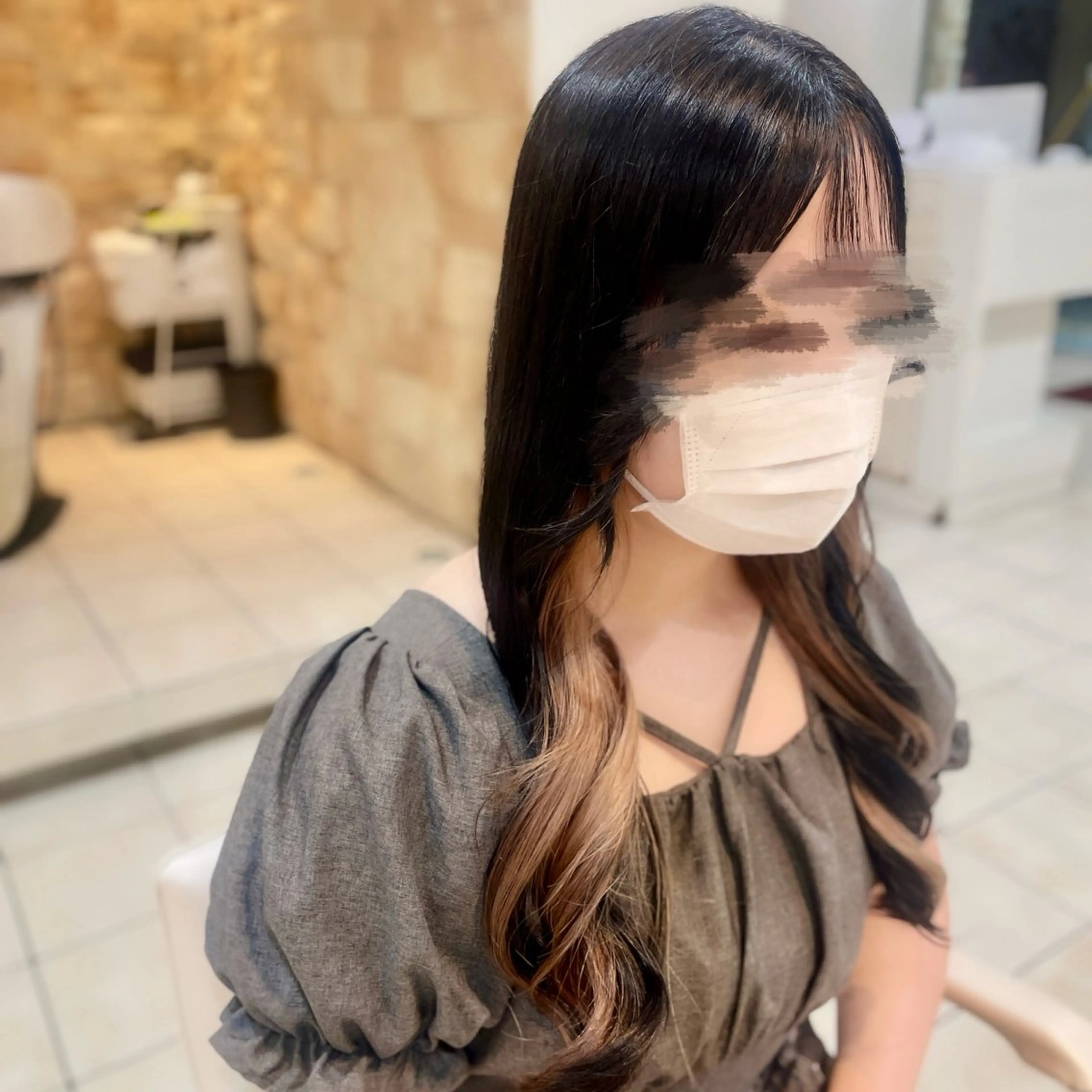 ロング カラー ベージュカラー ヘアカラー ブリーチ/ヘアセット 【𝙍𝙞𝙣𝙤】のヘアスタイル