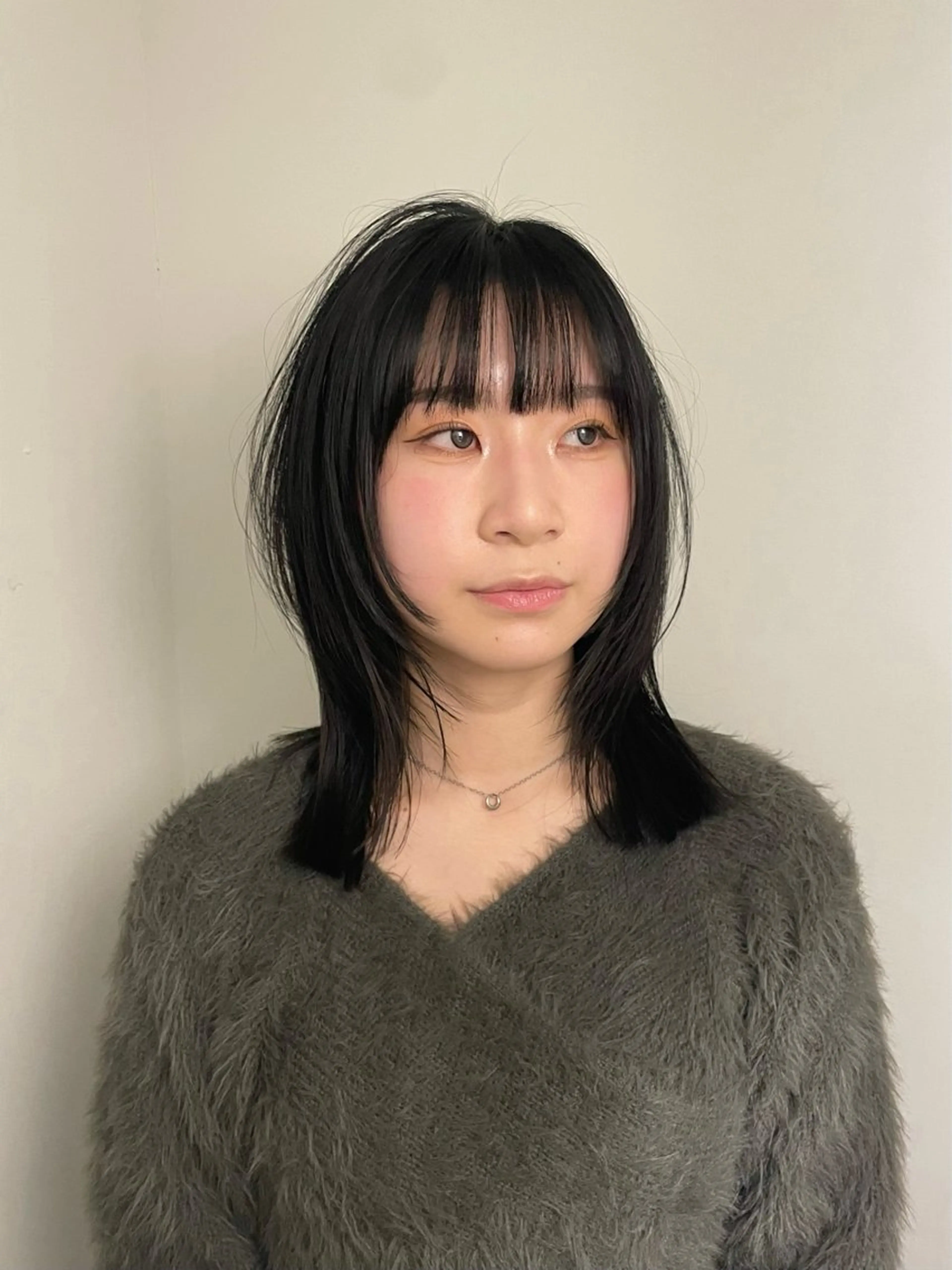 ミディアム カット ヘアカラー yu-kaハッシュ カット/韓国レイヤーのヘアスタイル