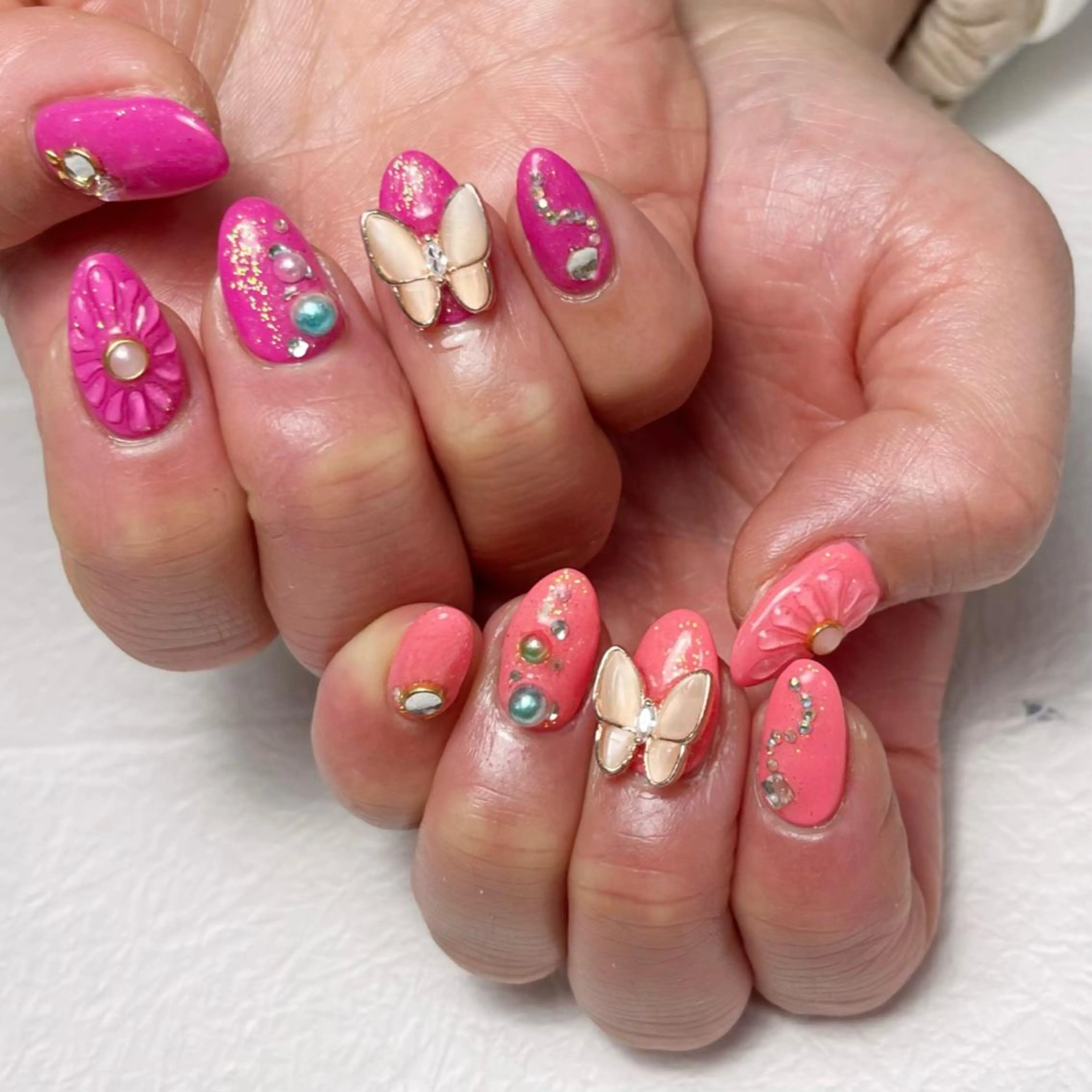 ネイル アートネイル ジェルネイル キラキラネイル 韓国ネイル ミラーネイル Y nail なんば堀江店のネイルデザイン