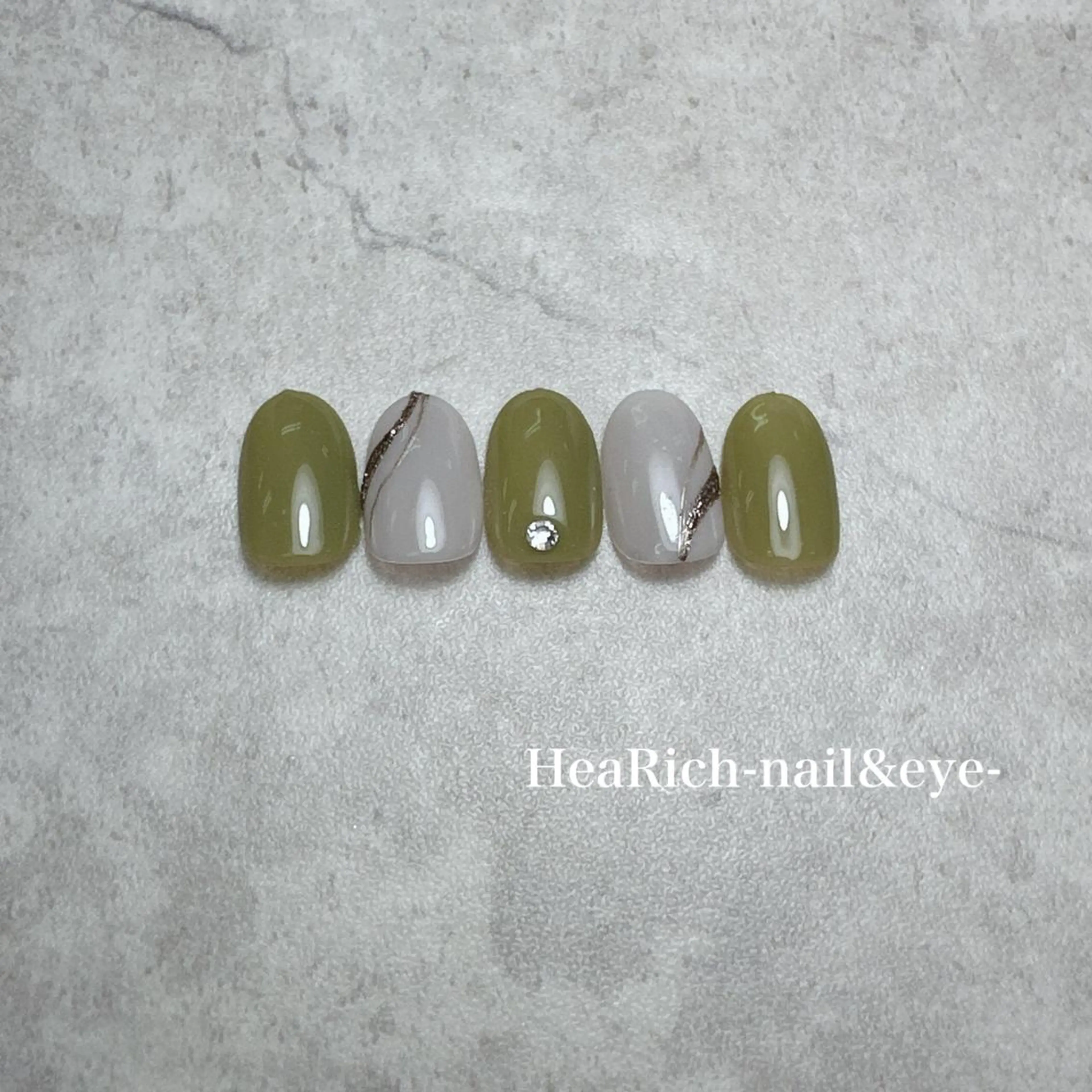 ネイル シンプルネイル ハーリッチnail HeaRichのネイルデザイン