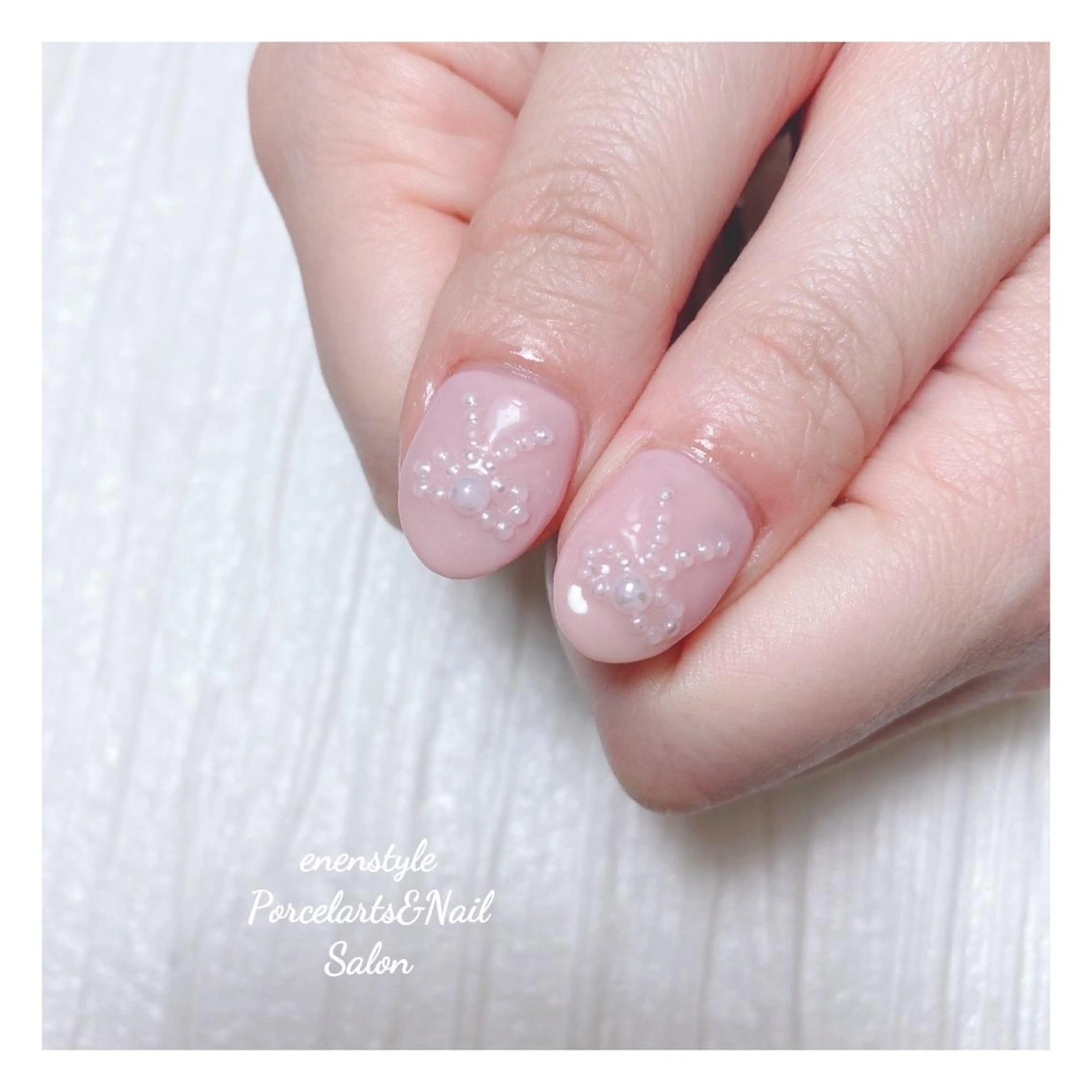 ショート ネイル 👑enen style👑のネイルデザイン