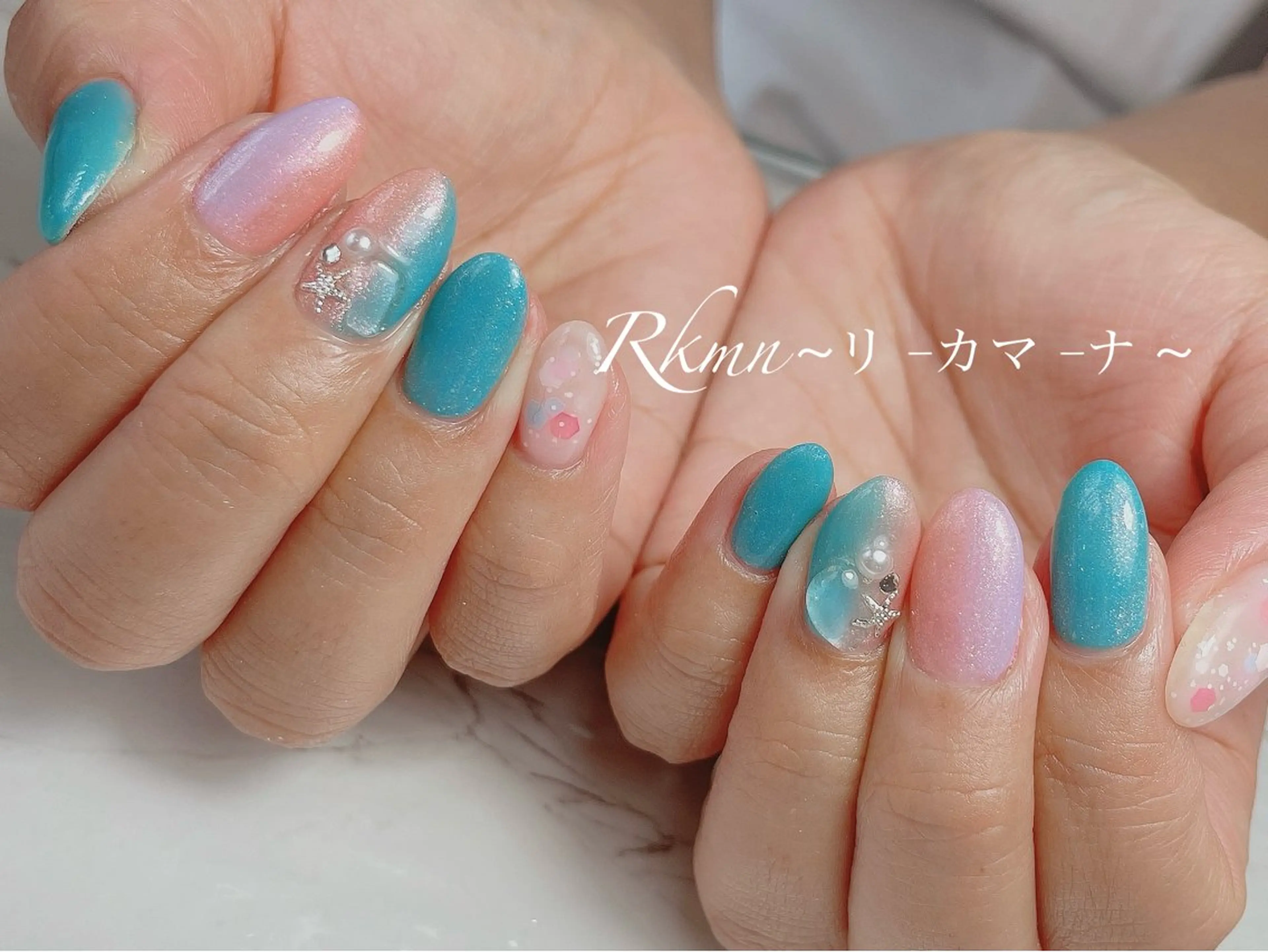 ネイル アートネイル 水色 春ネイル ハンドネイル フットネイル ハンドケア Rkmn ~リ-カマ-ナ~のネイルデザイン