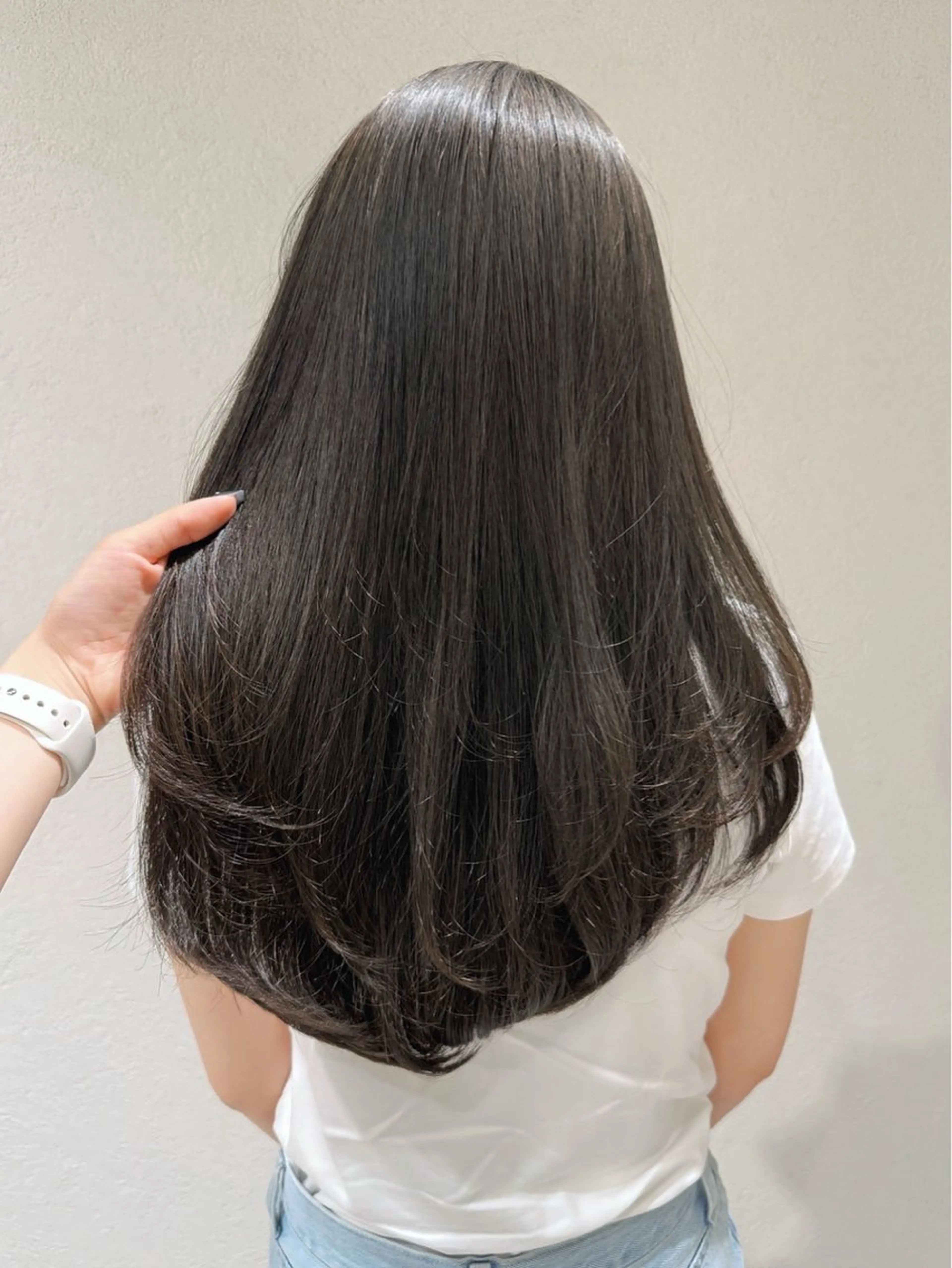 【🧵人気NO.2🧵】カット+透明感カラー+TOKIO LIMITED トリートメントの写真