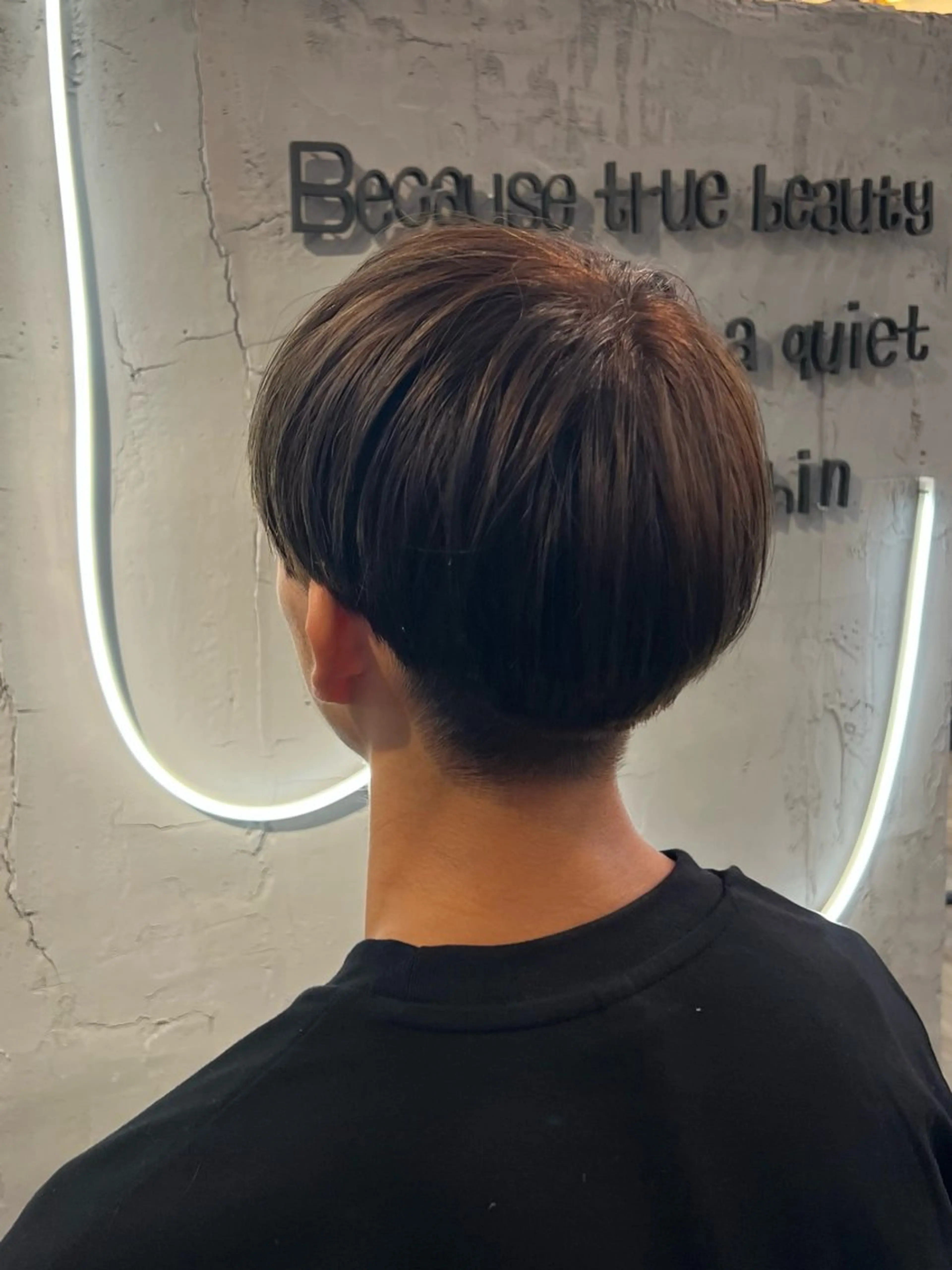 カラー メンズ マッシュ 黒髪 ブラウンカラー ナチュラルブラウン カット ヘアカラー いぐちしょうた🫧 VISAGEbaskのヘアスタイル