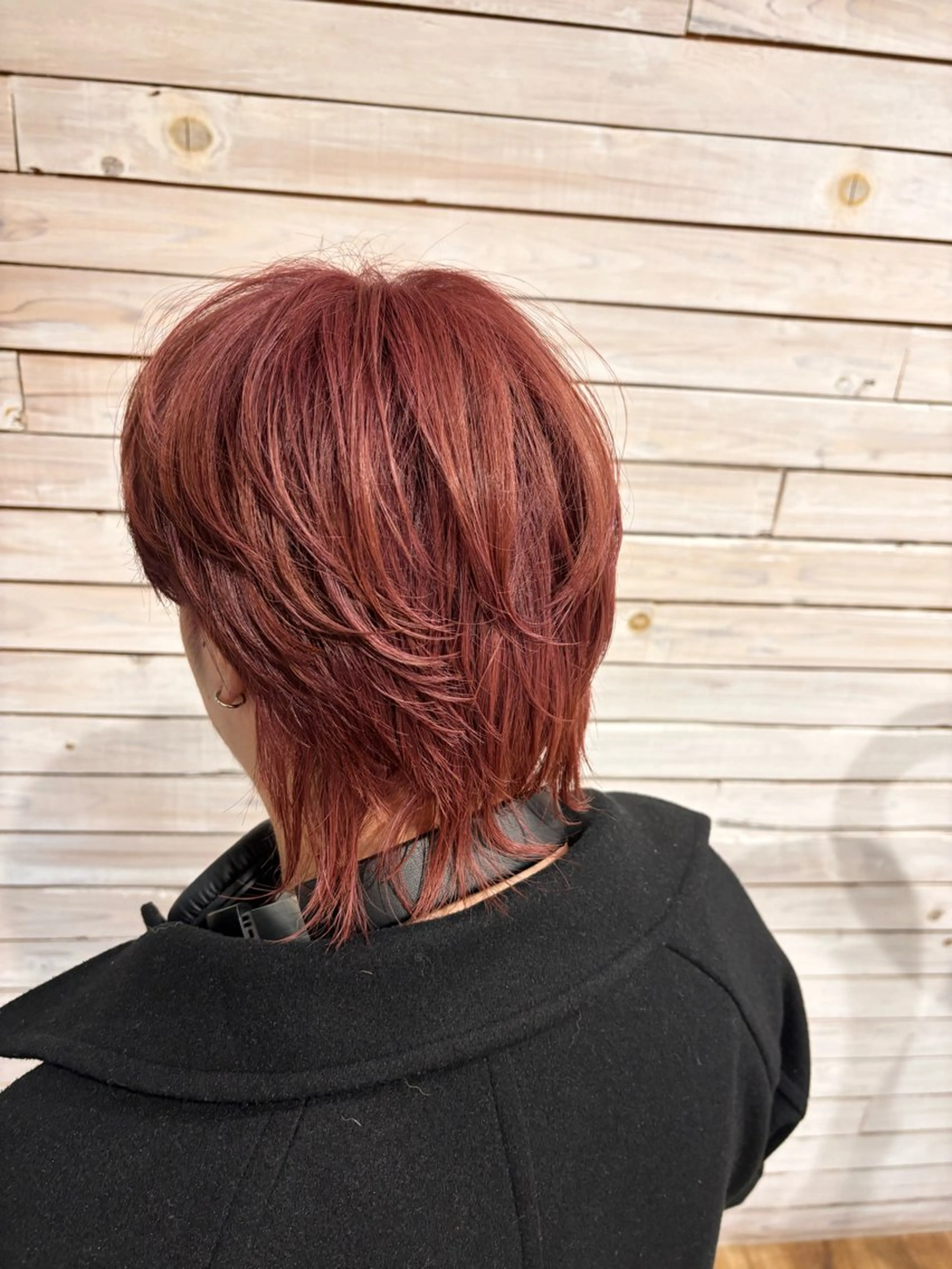 カラー メンズ メンズブリーチ マッシュウルフ マッシュ メンズウルフカット ブリーチ 岡山メンズパーマ 白神珠梨のヘアスタイル