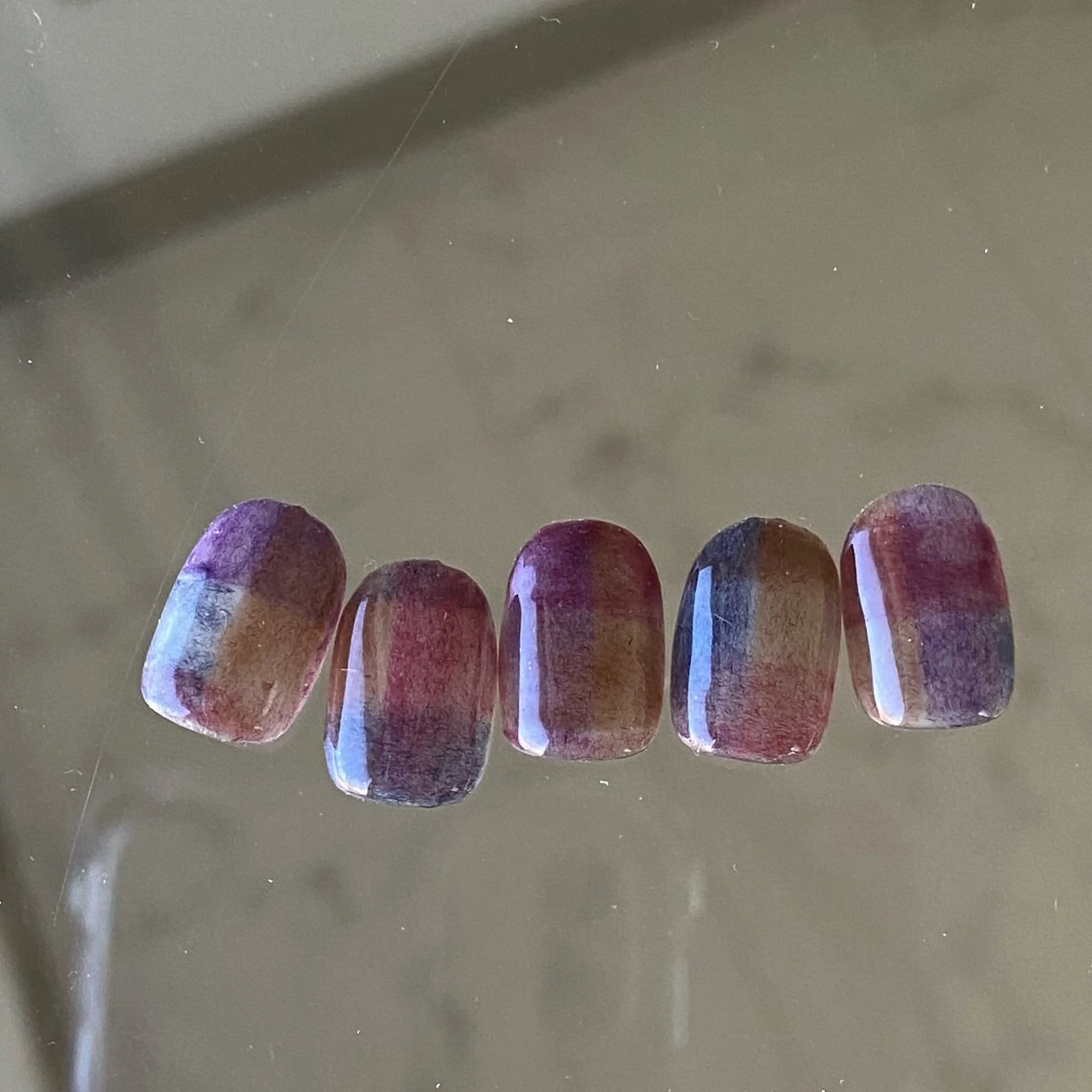 ネイル ハンドネイル 甲府昭和甲斐 ネイルサロン　IROのネイルデザイン