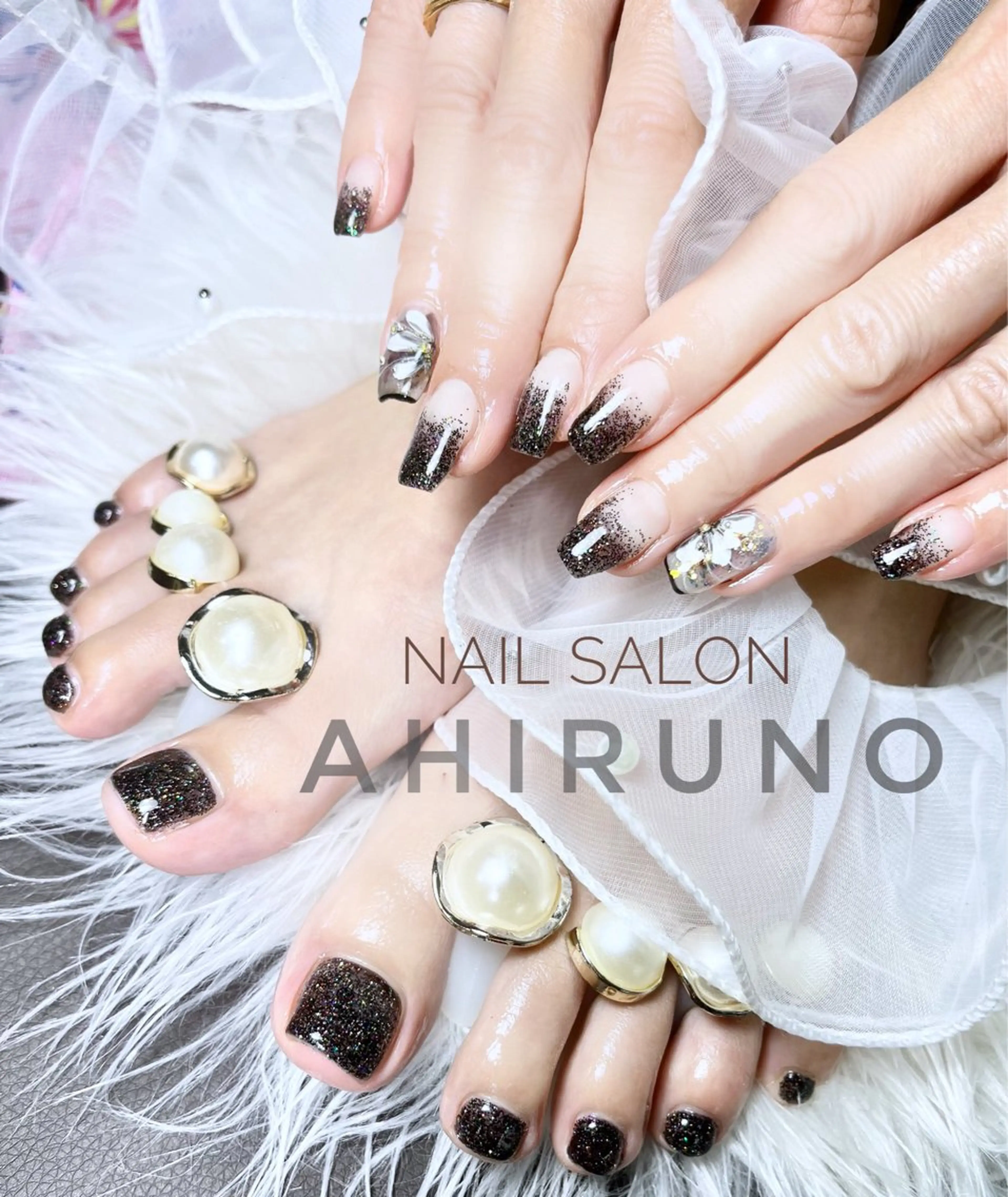 ネイル オーロラネイル フラワーネイル グラデーション ラメ(グリッター) ラメグラデーション ハンドネイル フットネイル ａｈｉｒｕｎｏ ✿ ｙｕiのネイルデザイン