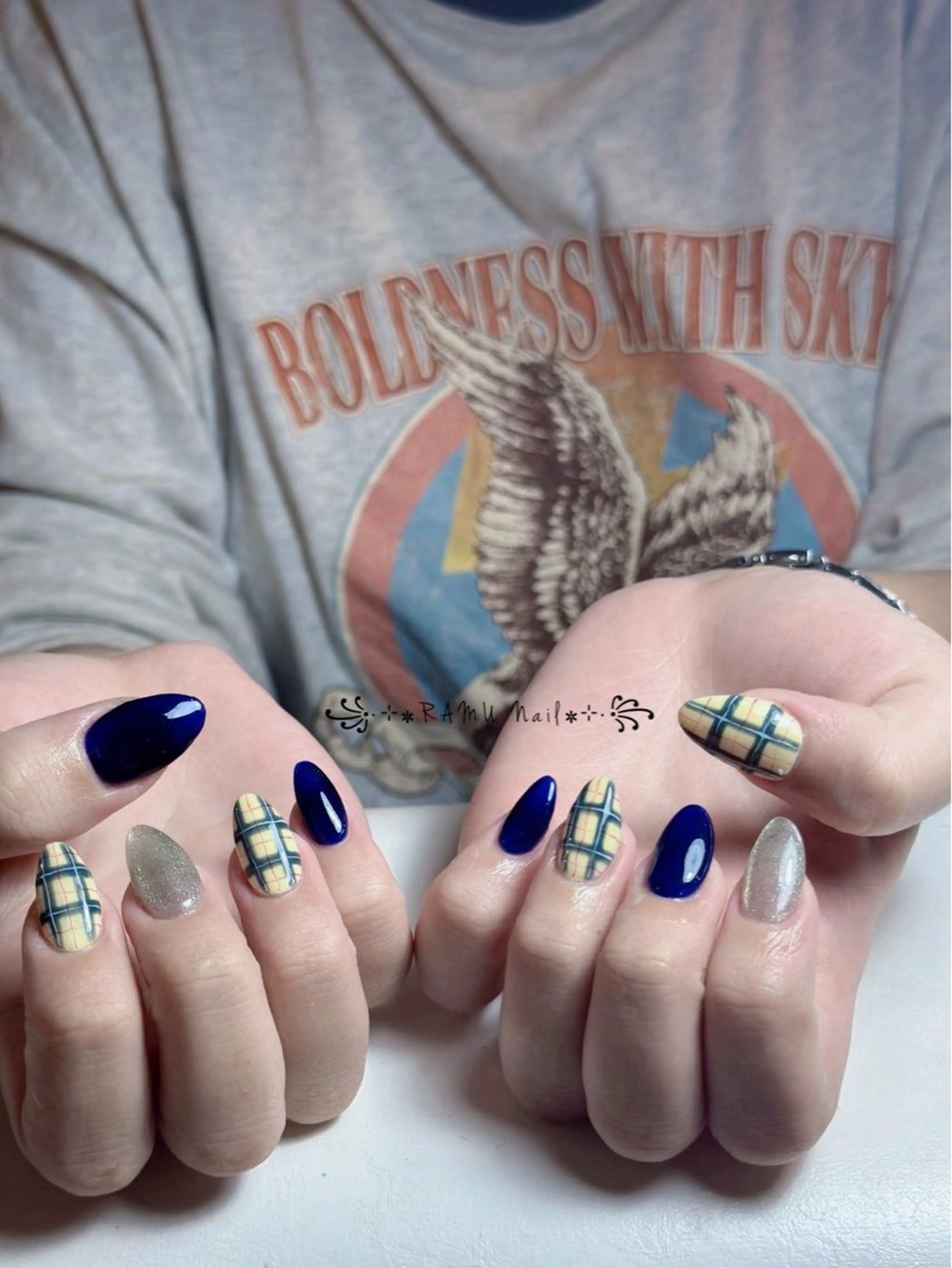 ネイル キラキラネイル マグネットネイル ミラーネイル ピンク 春ネイル ハンドネイル RAMU Nail 恵比寿店のネイルデザイン