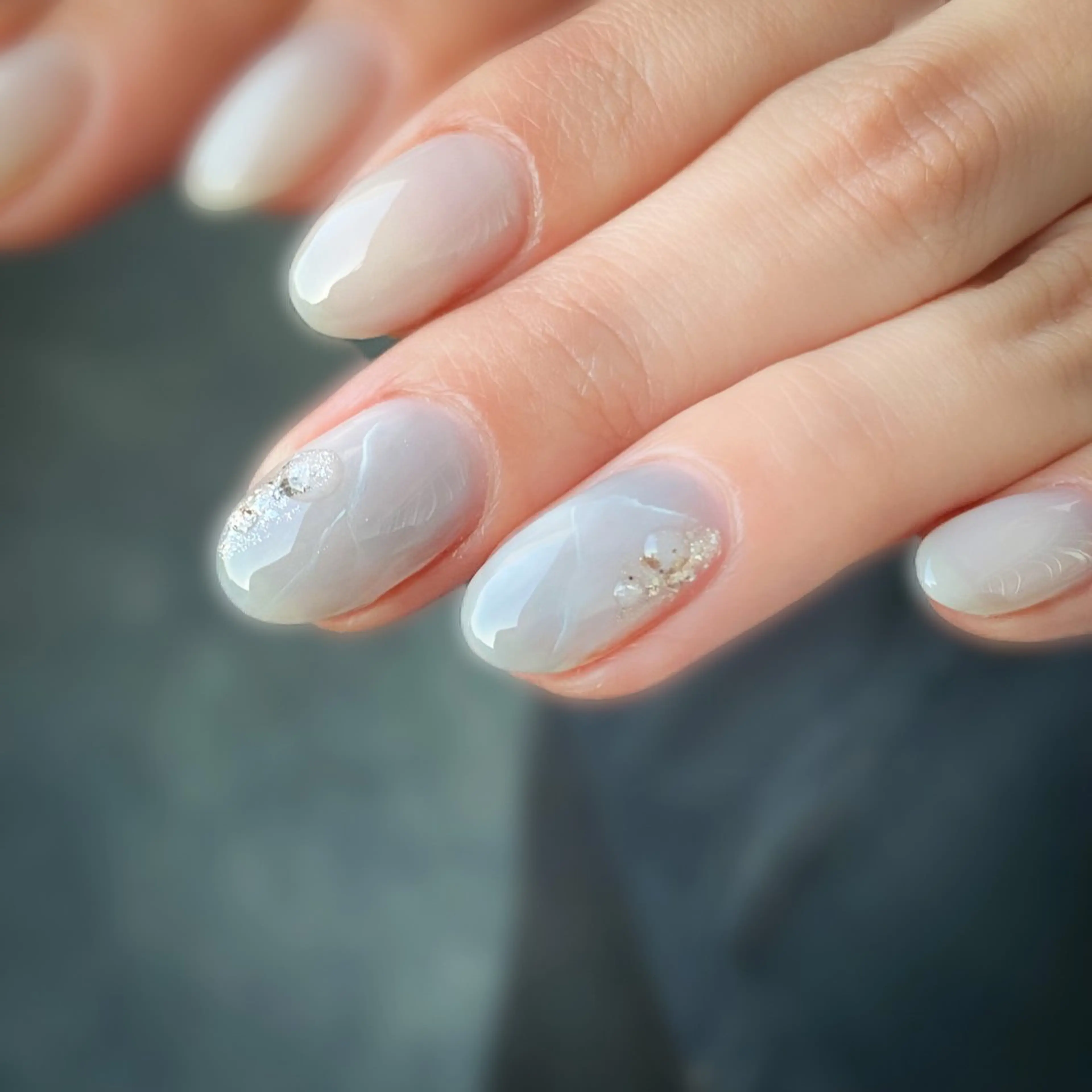 ネイル シンプルネイル ハンドネイル &.nail/ ニュアンス/持込み可のネイルデザイン