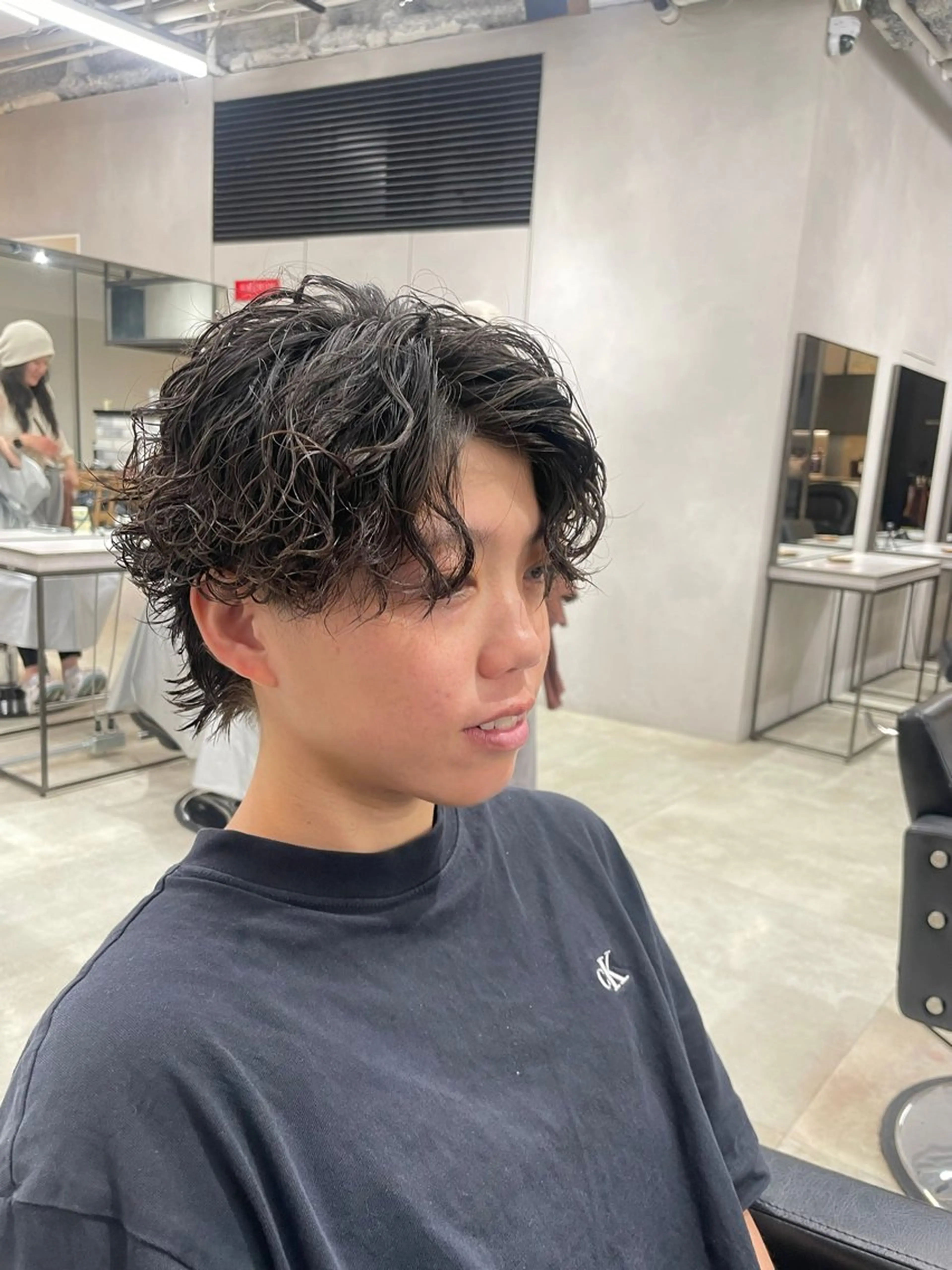 ショート パーマ メンズ メンズパーマ 波巻きパーマ スパイラルパーマ カット パーマ メンズ特化🔥 金子直斗のヘアスタイル