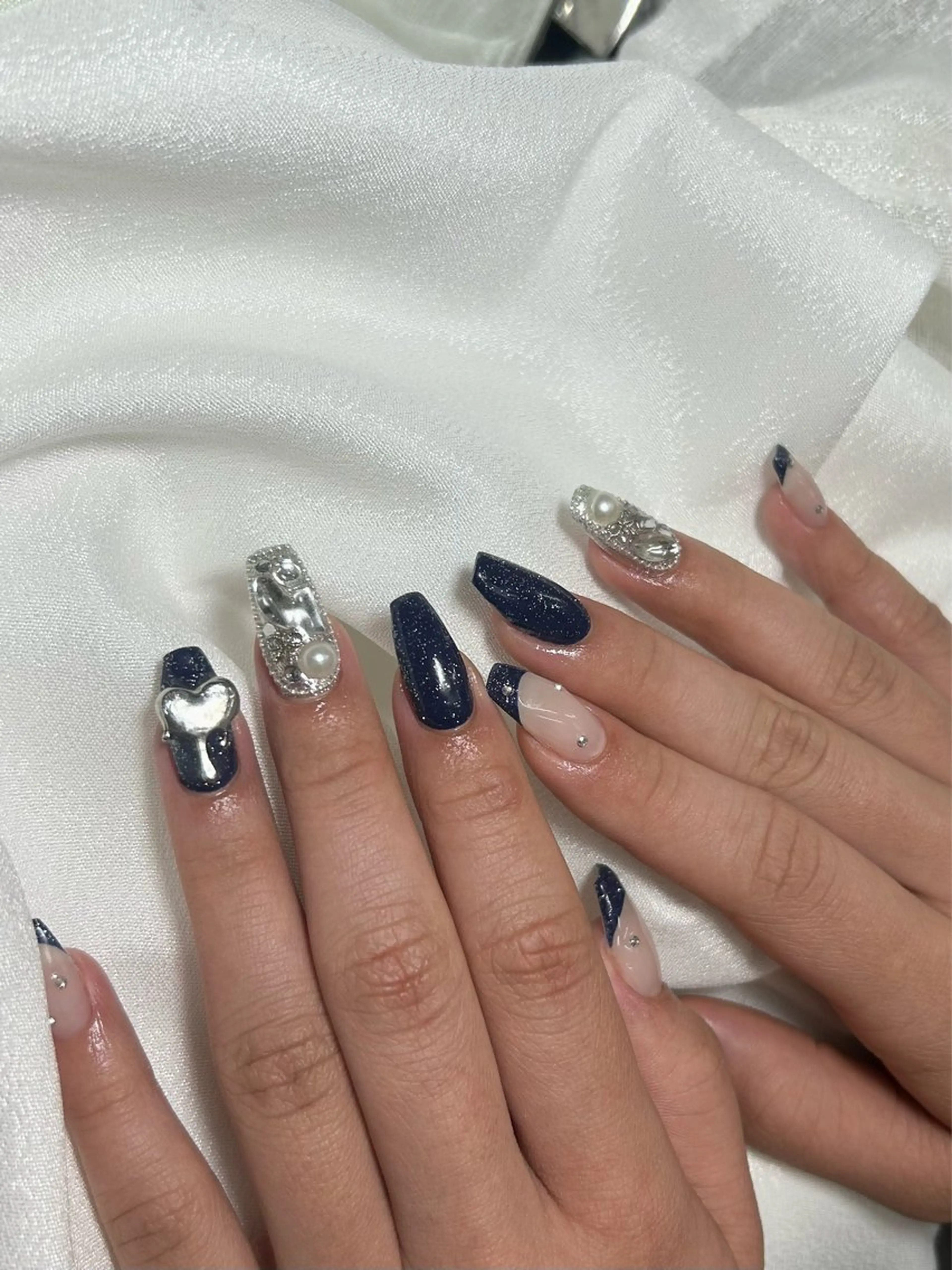 ネイル ハンドネイル haku 🤍のネイルデザイン