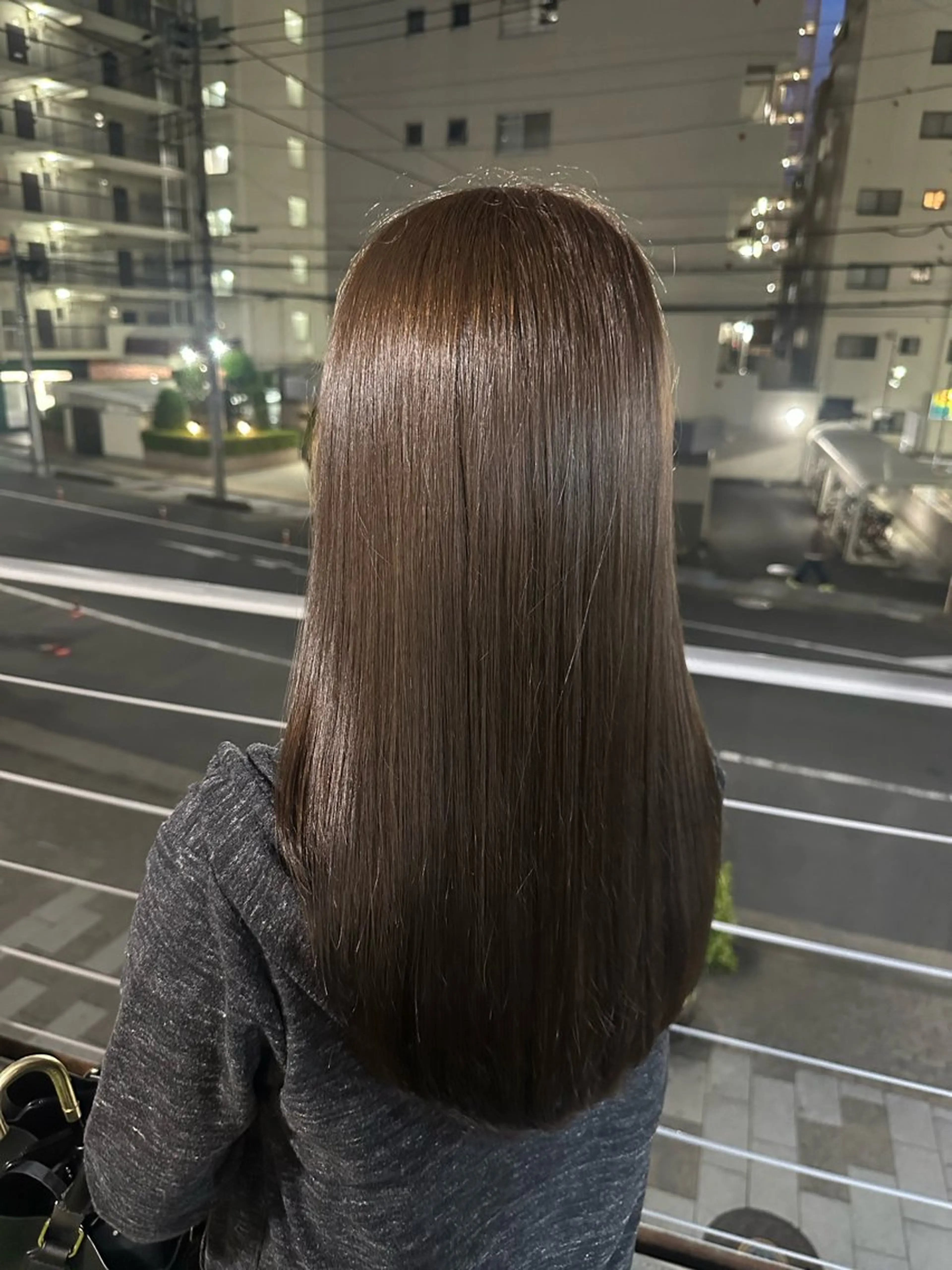 ロング 吉田 愛梨のヘアスタイル