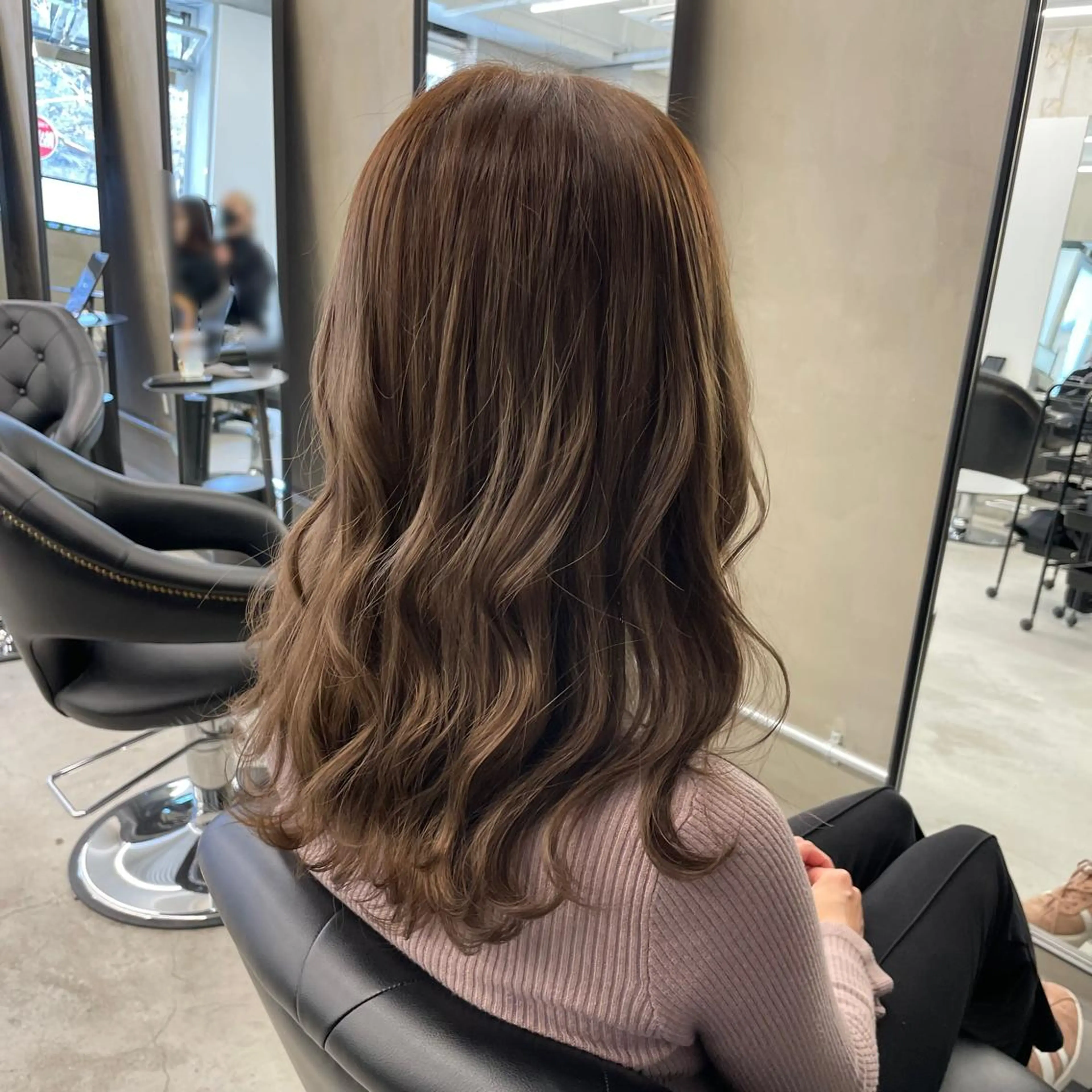 ミディアム カラー カット ヘアカラー トリートメント いなみね はるきのヘアスタイル