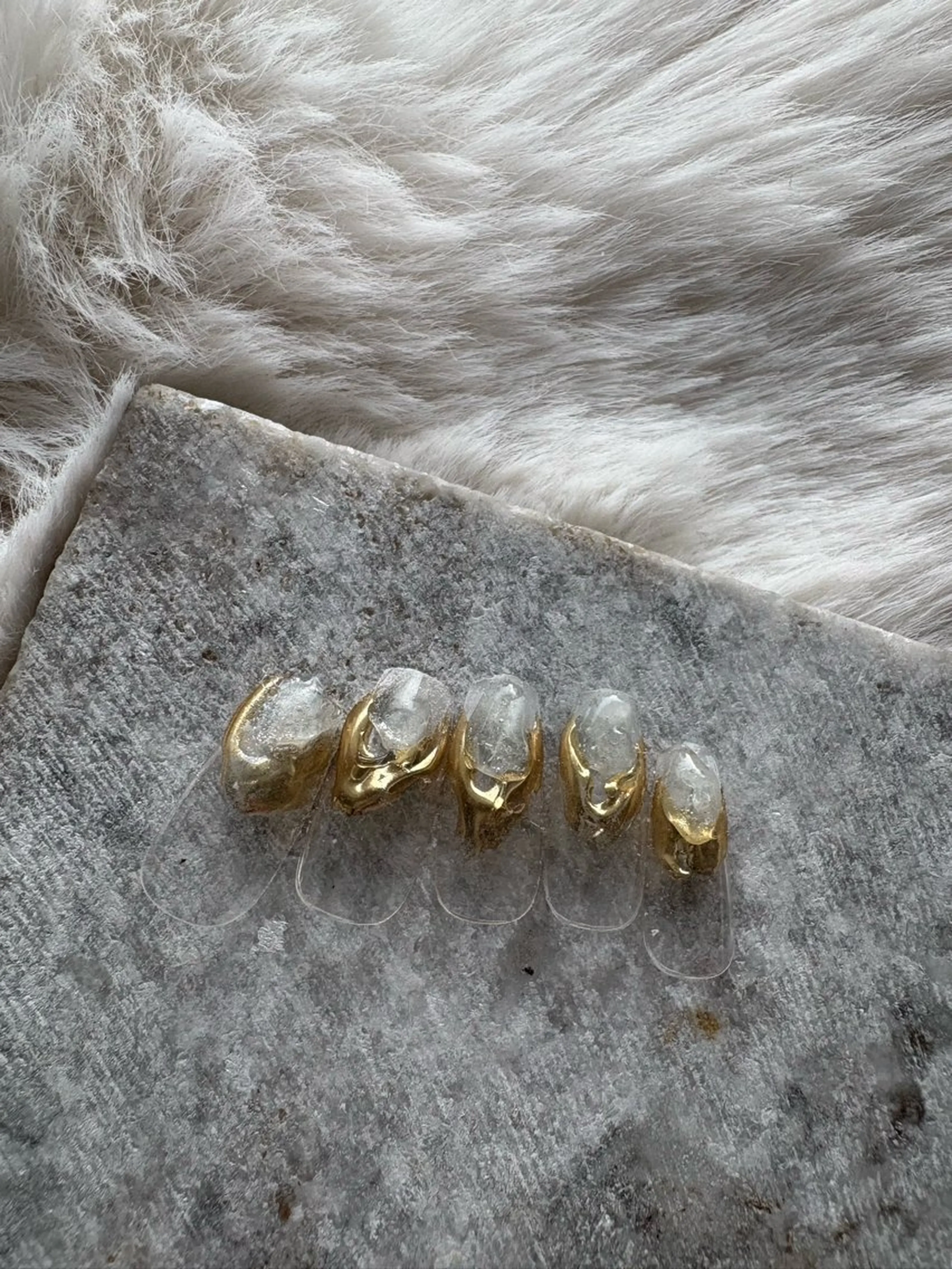 ネイル ハンドネイル 黒須莉奈 IRYのネイルデザイン