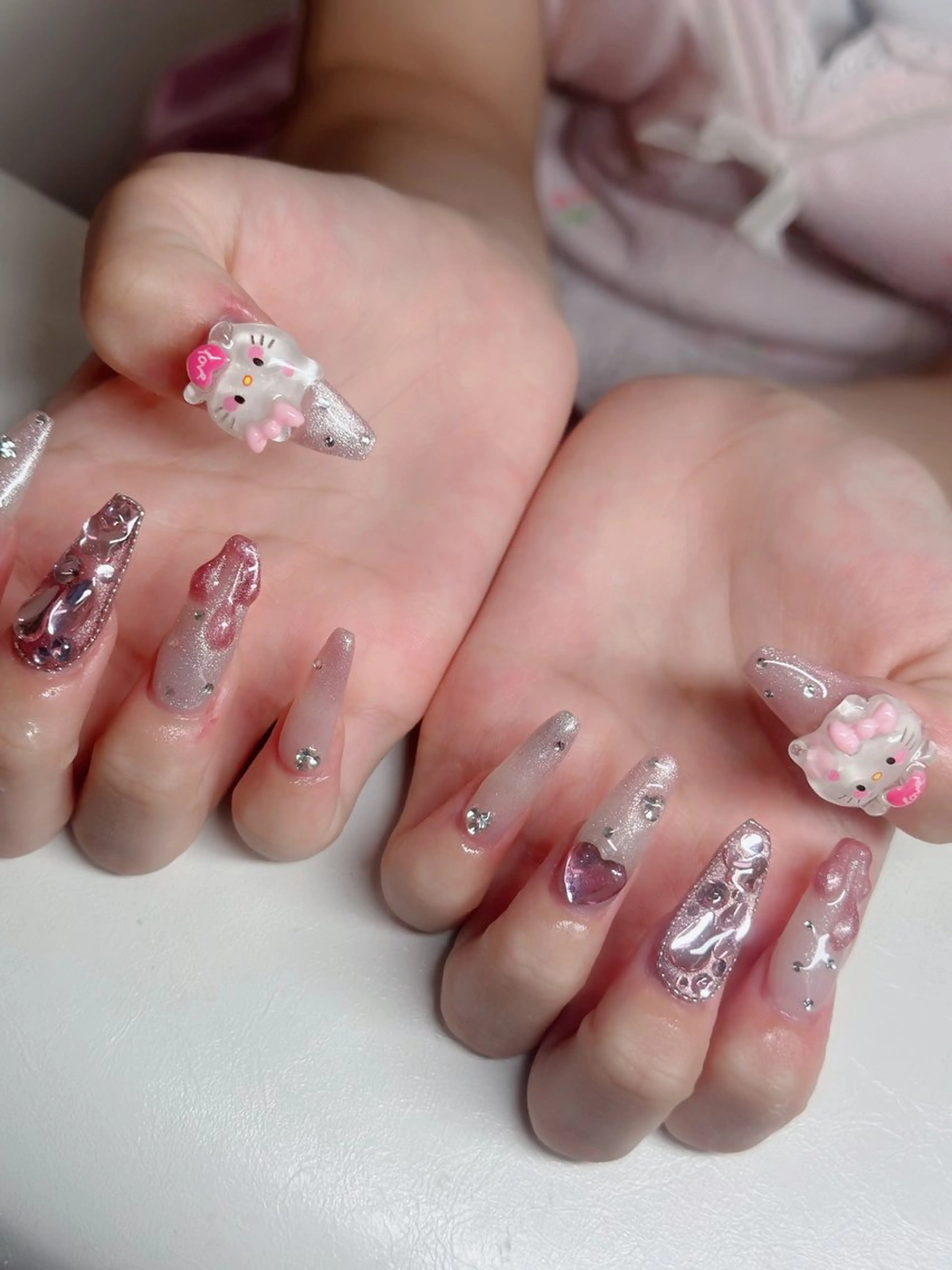 ネイル フレンチネイル ジェルネイル 韓国ネイル マグネットネイル ネイルチップ Anh 高田馬場のネイルデザイン