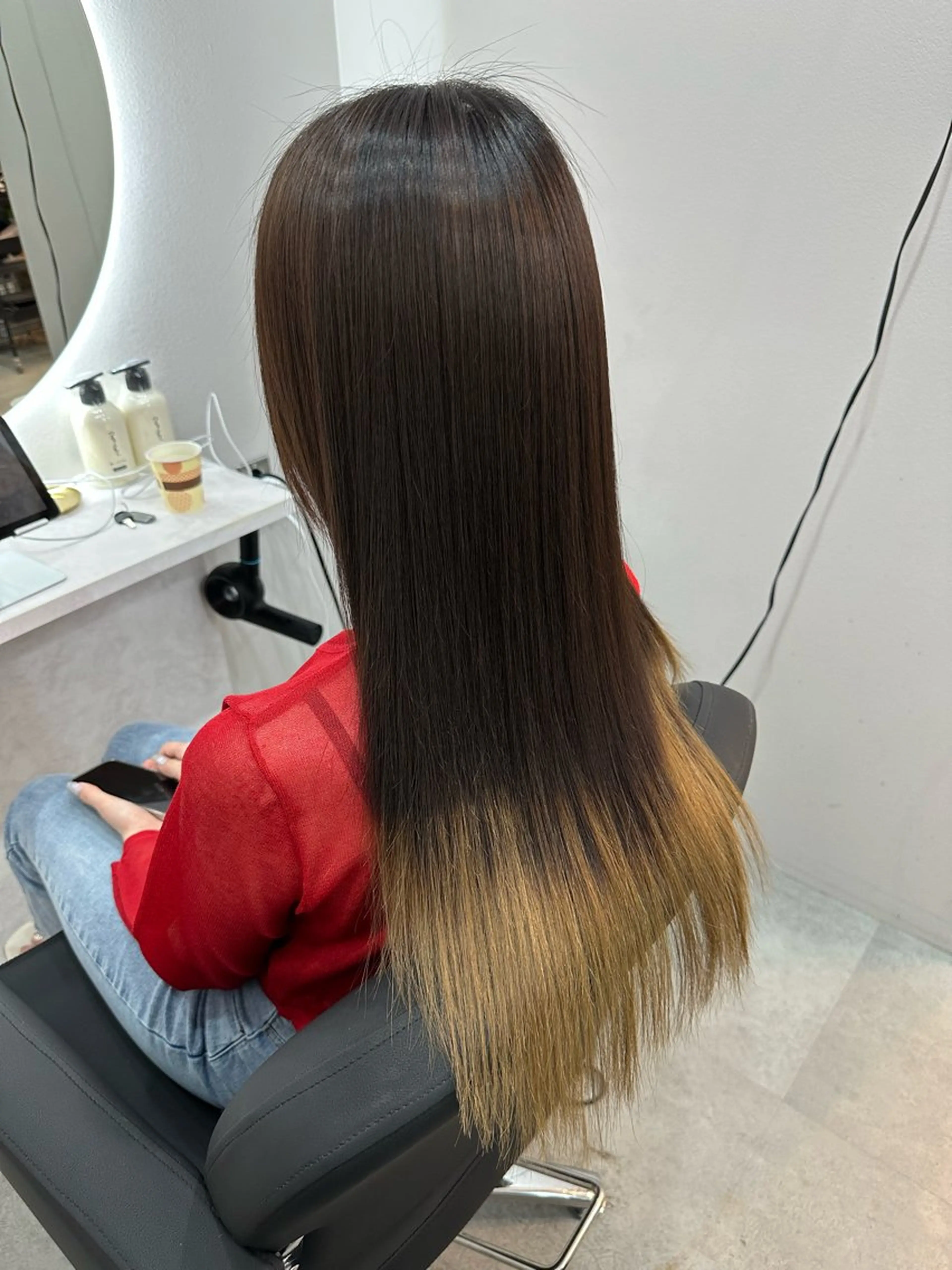 ロング 顔まわりレイヤー 顔周りカット 髪質改善 レイヤーカット トリートメント 縮毛矯正 ALLENhair 森野太一のヘアスタイル