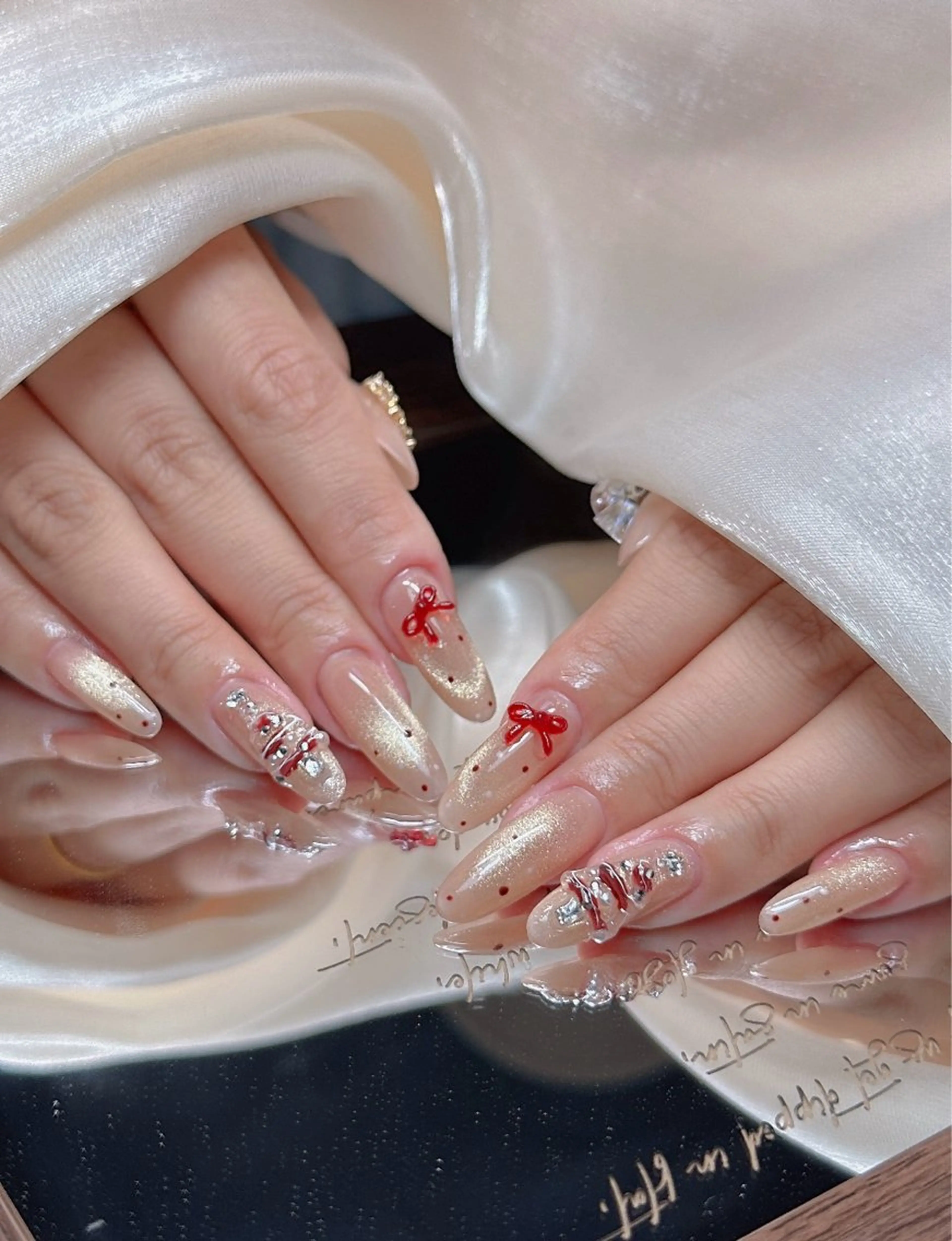 ネイル アートネイル べっ甲ネイル チークネイル 長さ出し フラッシュネイル ハンドネイル ハンドケア For you. Nail Salonのネイルデザイン