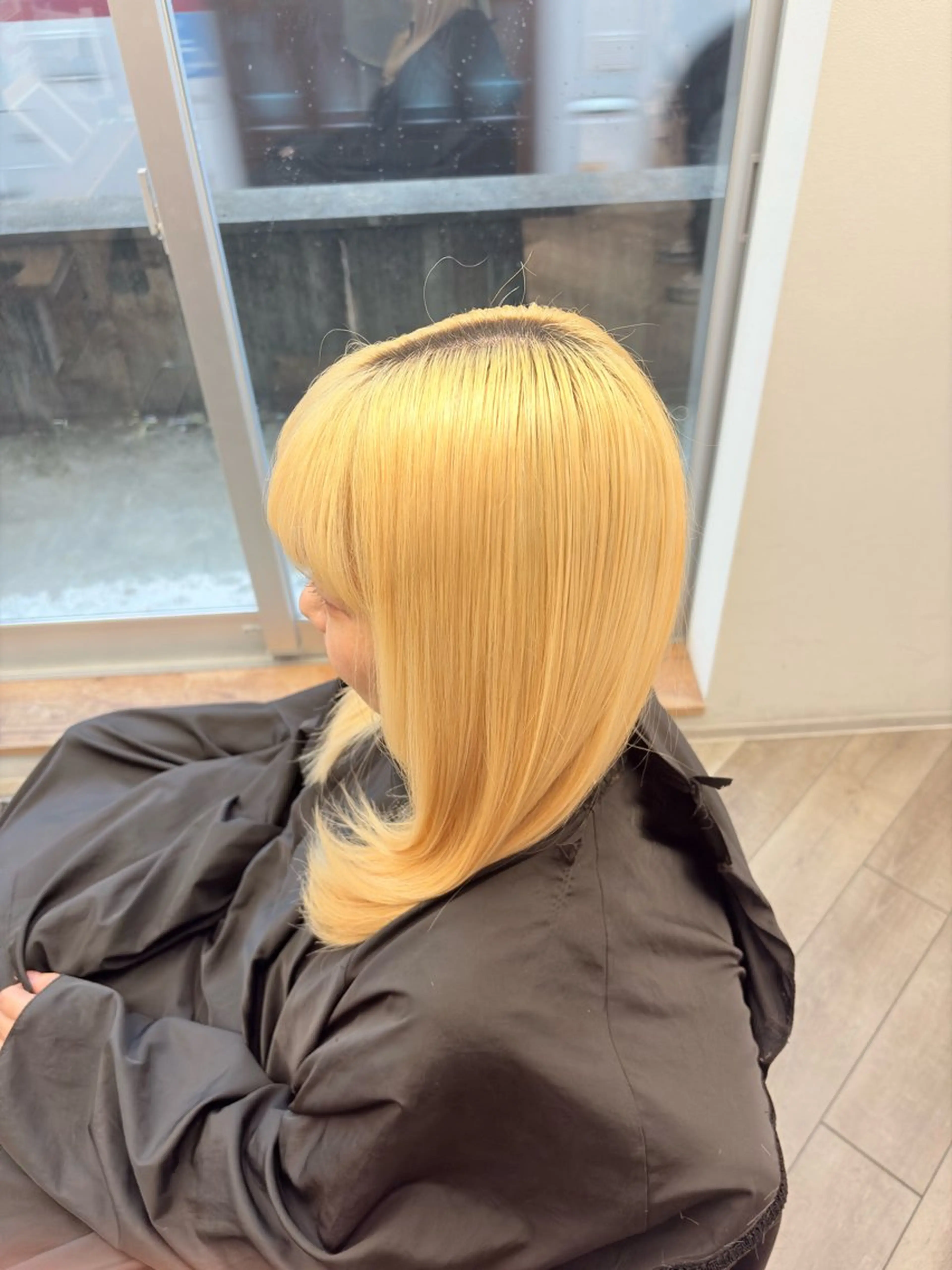 セミロング カット 鮫島 海斗のヘアスタイル