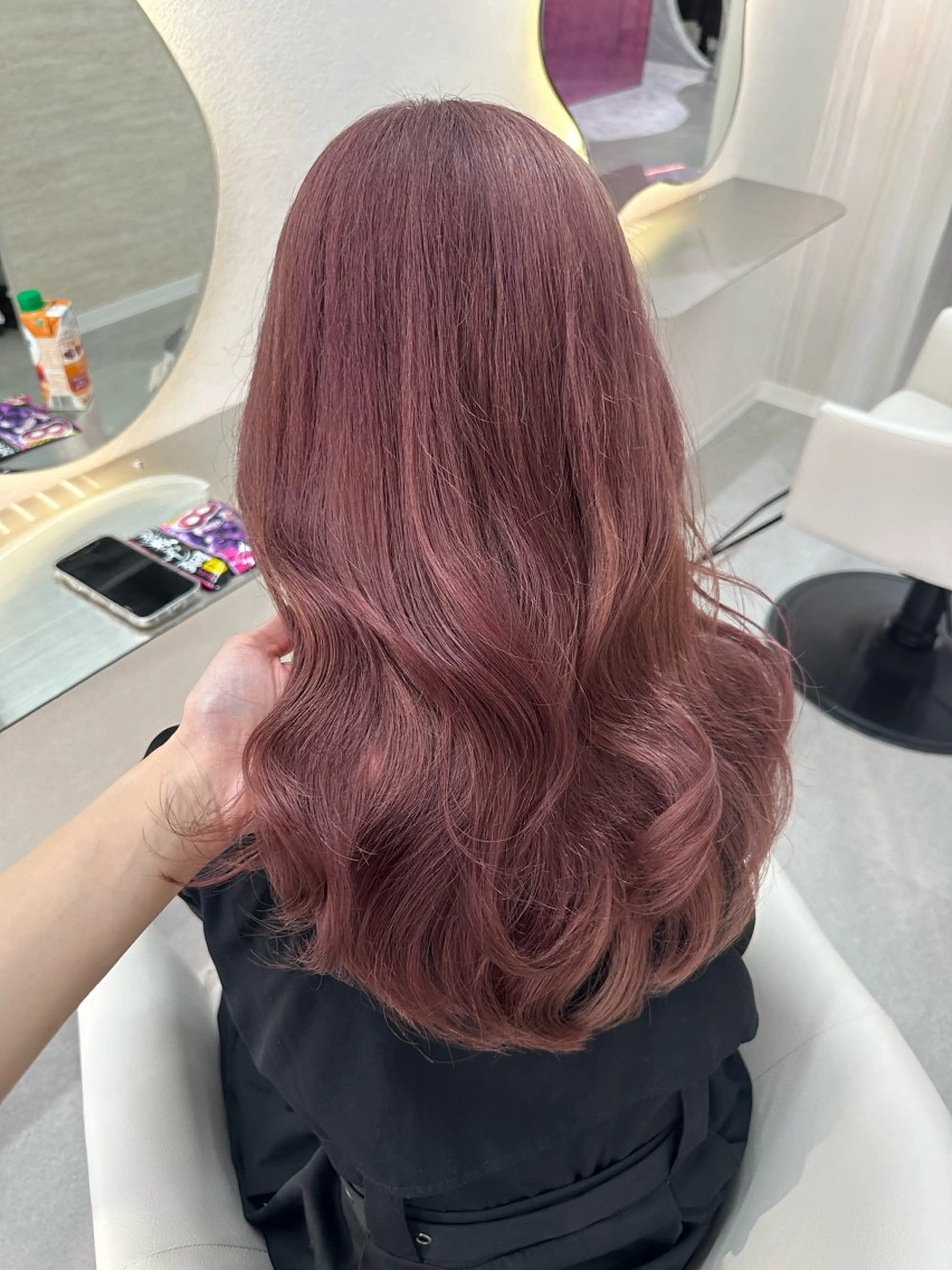 セミロング カラー ベージュカラー ブリーチ ピンクカラー ピンクベージュ Rio🎀 カラー/顔周りカットのヘアスタイル