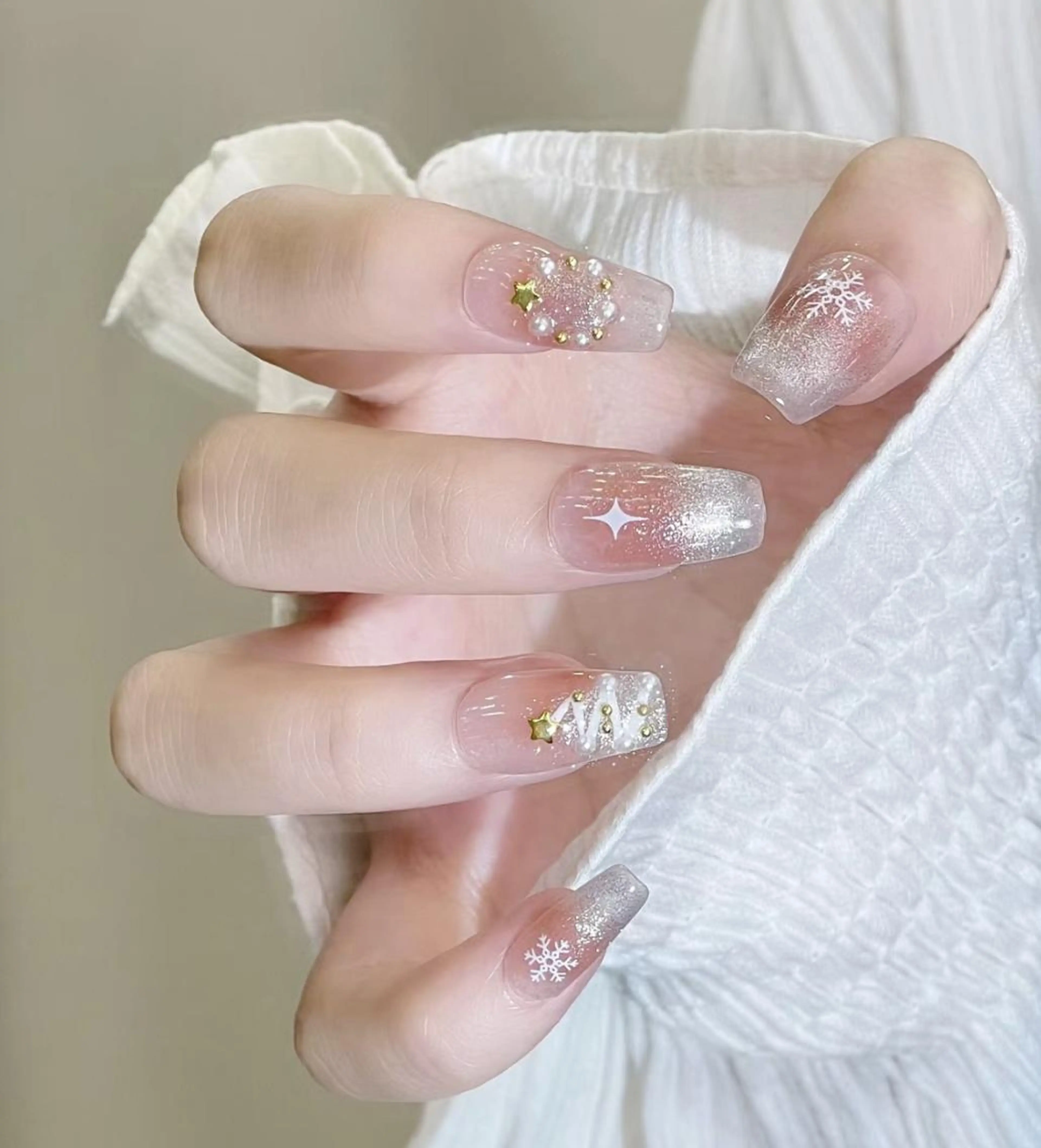 ネイル ハンドネイル 🎀 NaNa_nailのネイルデザイン