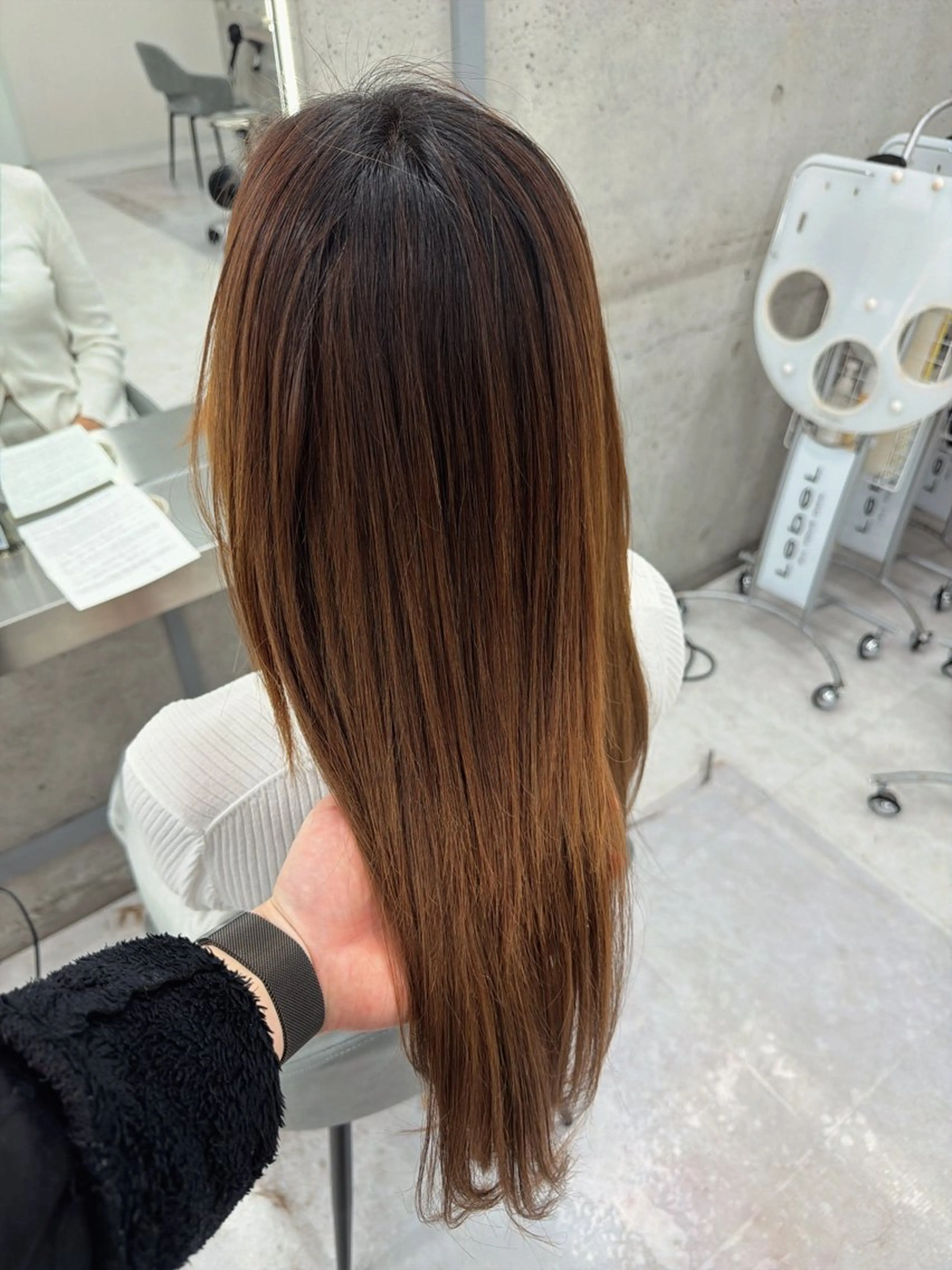 ロング エクステ×レイヤー 黎也のヘアスタイル