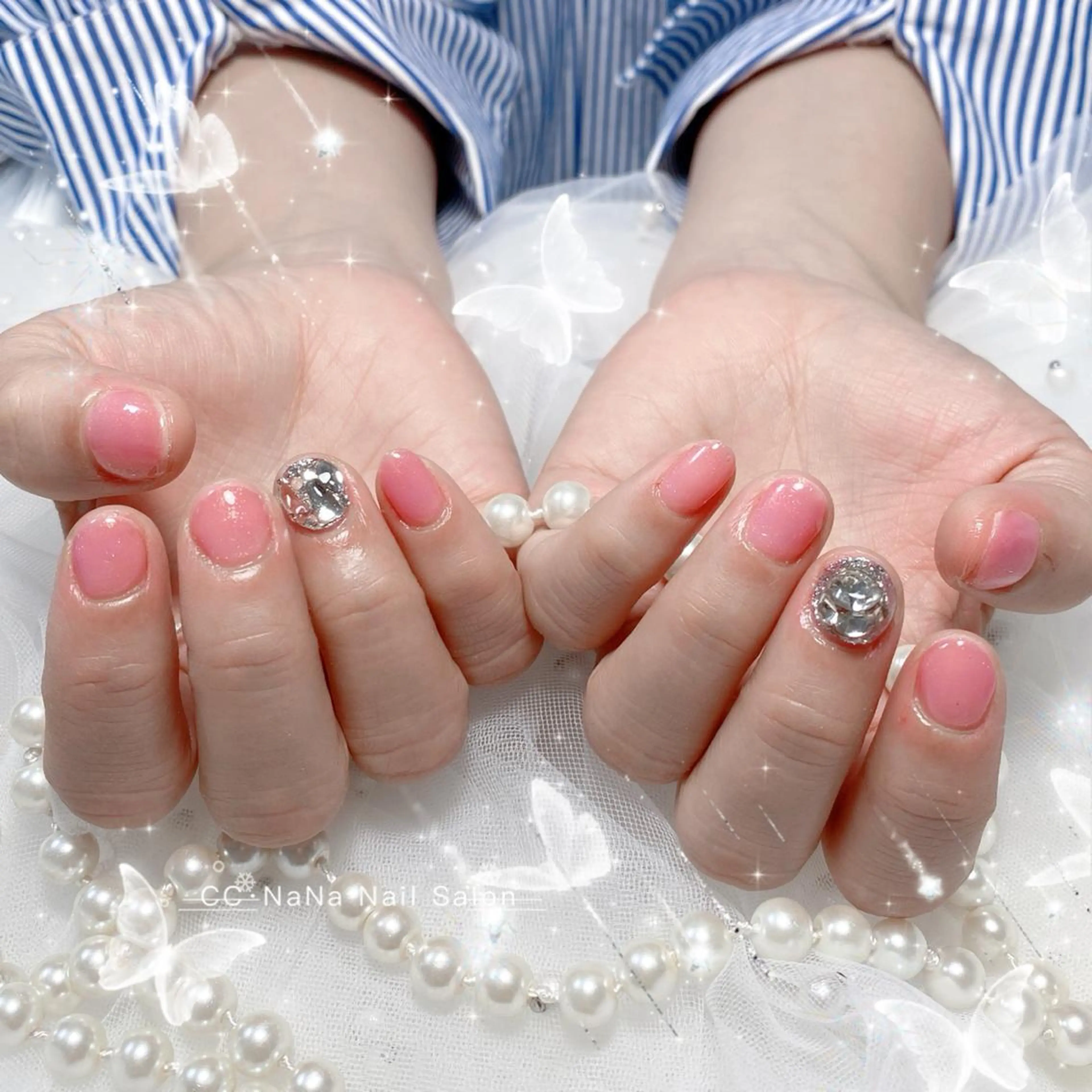 ネイル チークネイル フラッシュネイル ジェルネイル ハート キラキラネイル ハンドネイル 💎CC・NaNa 韓国風ネイル🌙Cのネイルデザイン