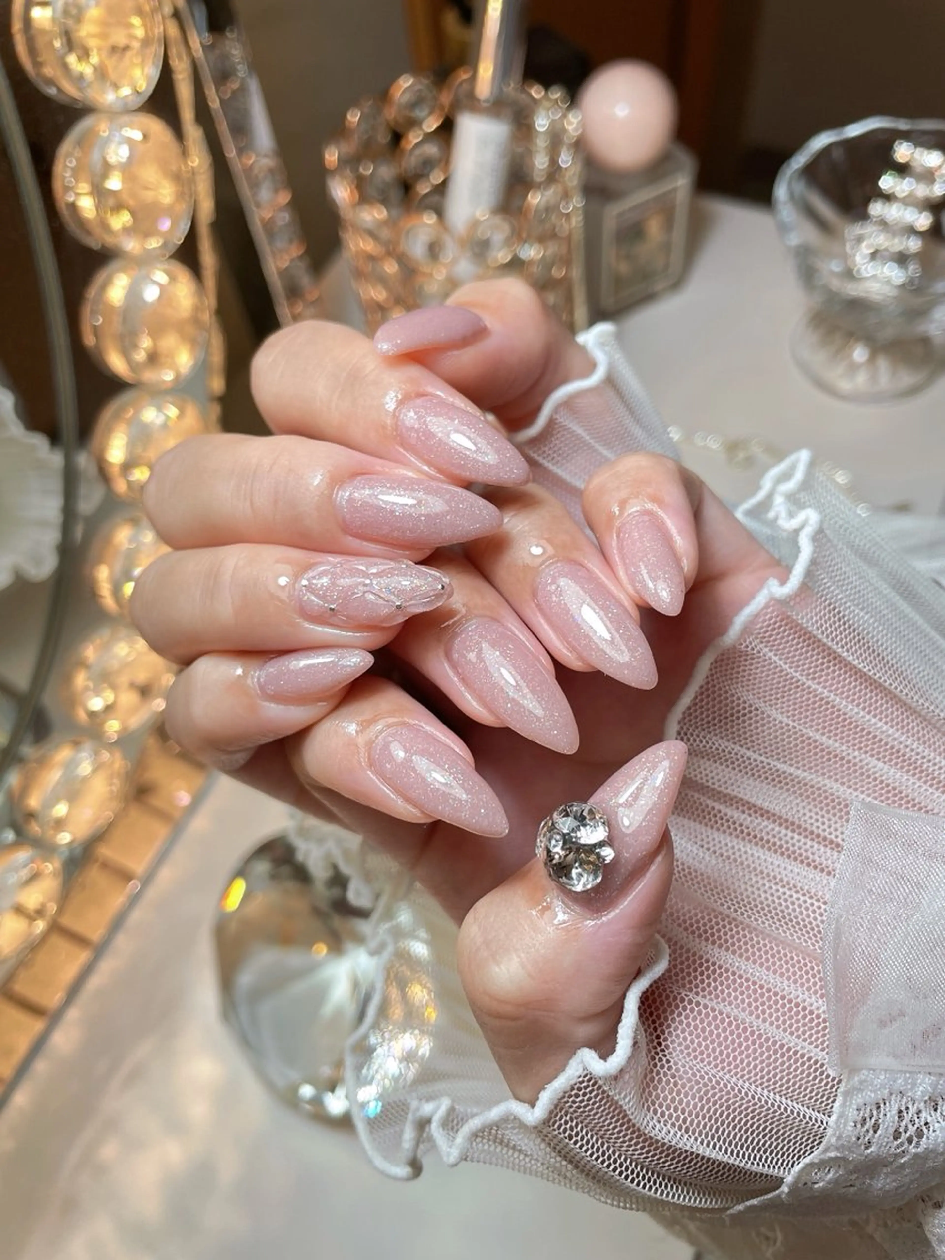 ネイル 23時まで❤︎韓国、 ワンホンネイルのネイルデザイン