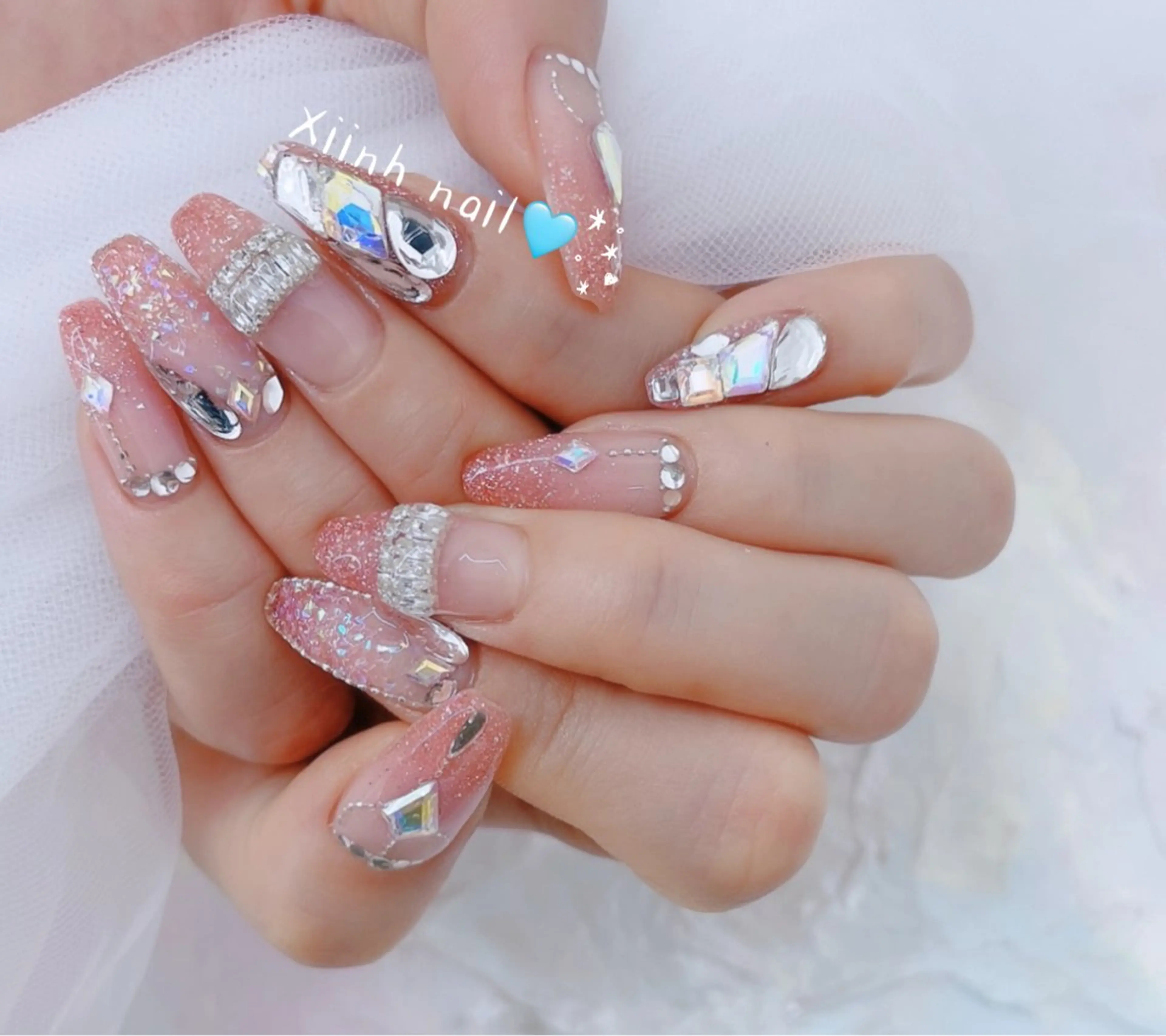 ネイル チークネイル 桜ネイル 長さ出し フットネイル ジェルネイル XIINH NAIL SALONのネイルデザイン