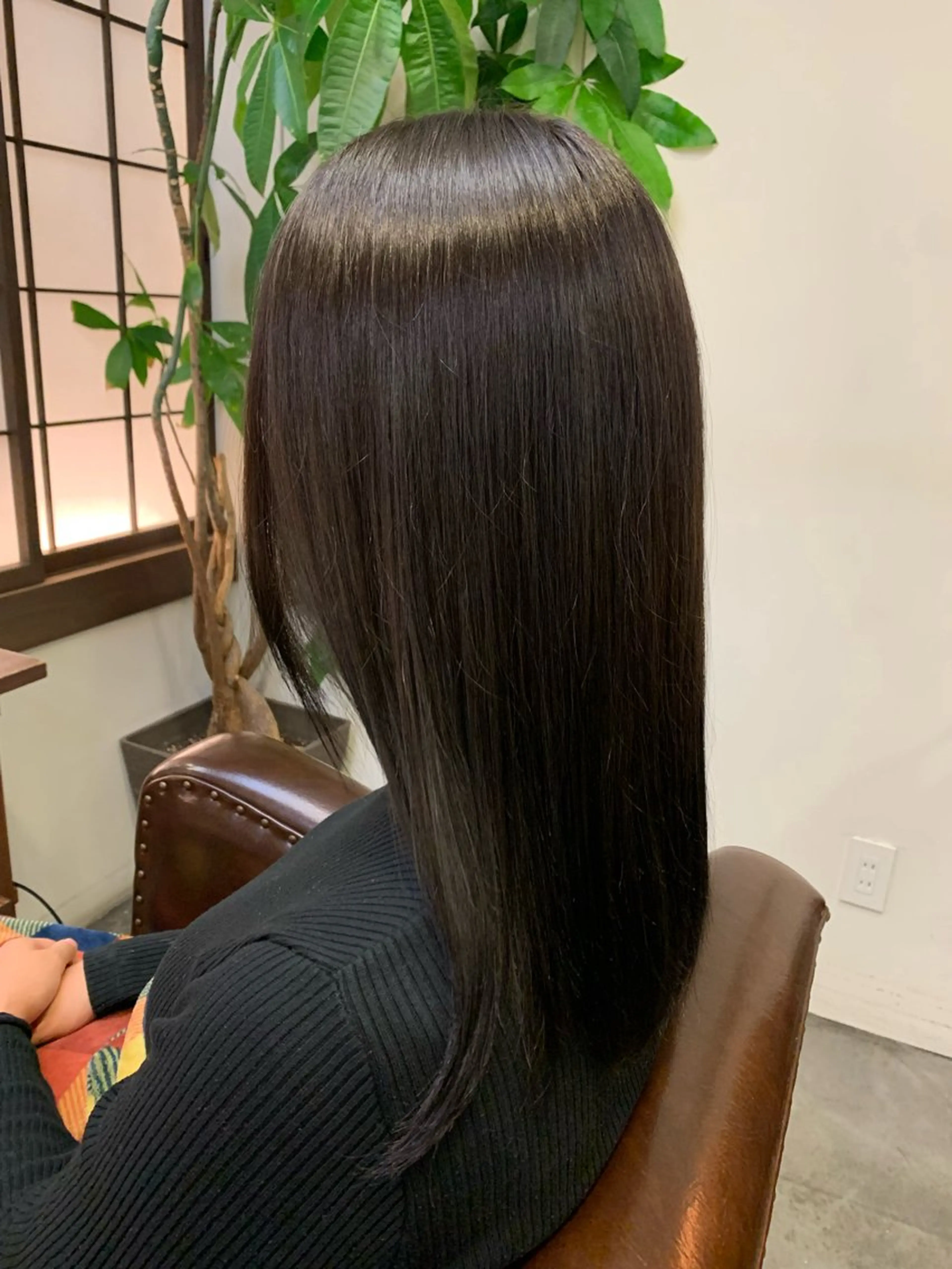 ミディアム 縮毛矯正 ハイトーン /愛子のヘアスタイル