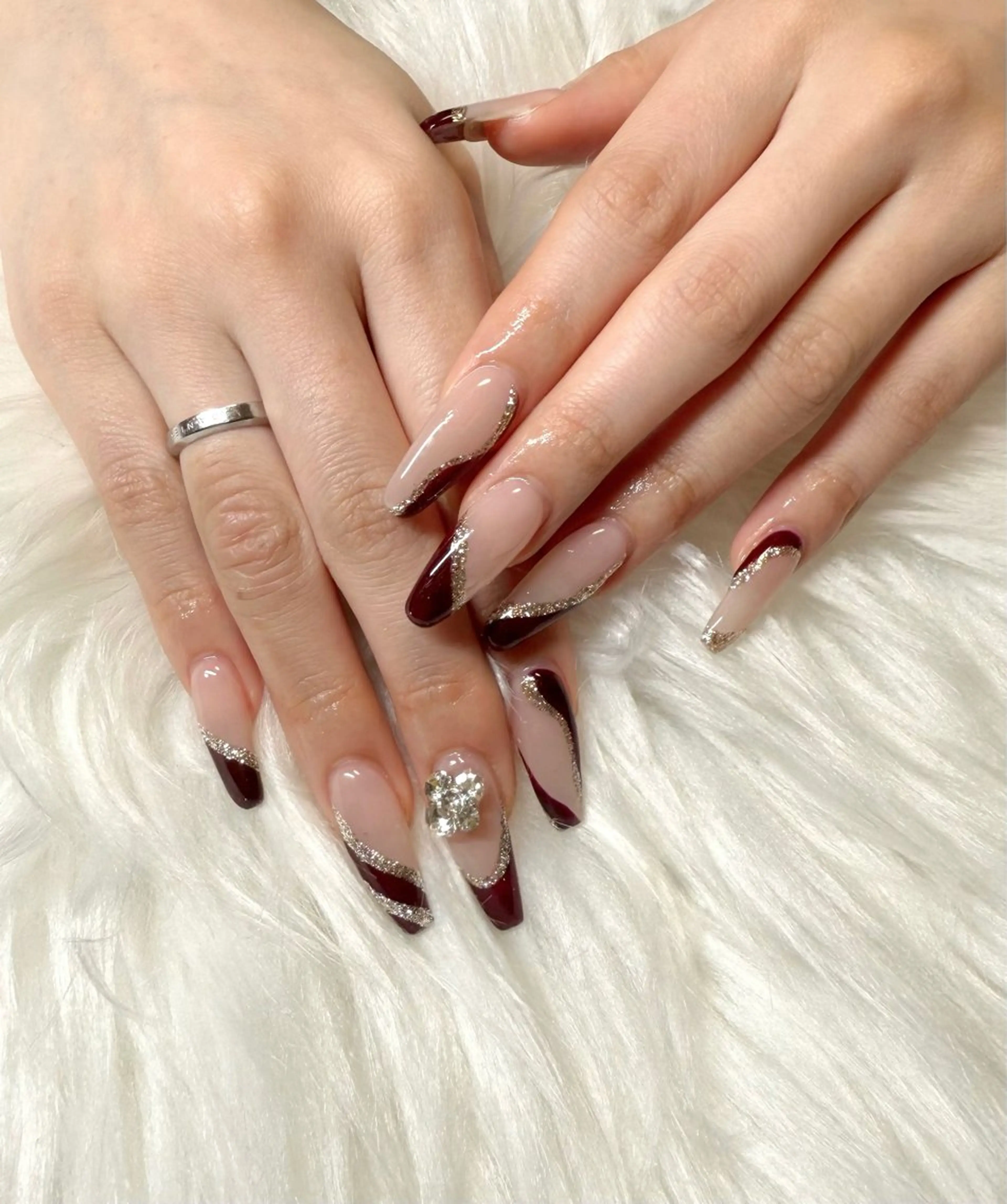 ネイル 成人式 ハンドネイル CHARME 🤎〔RINA〕のネイルデザイン