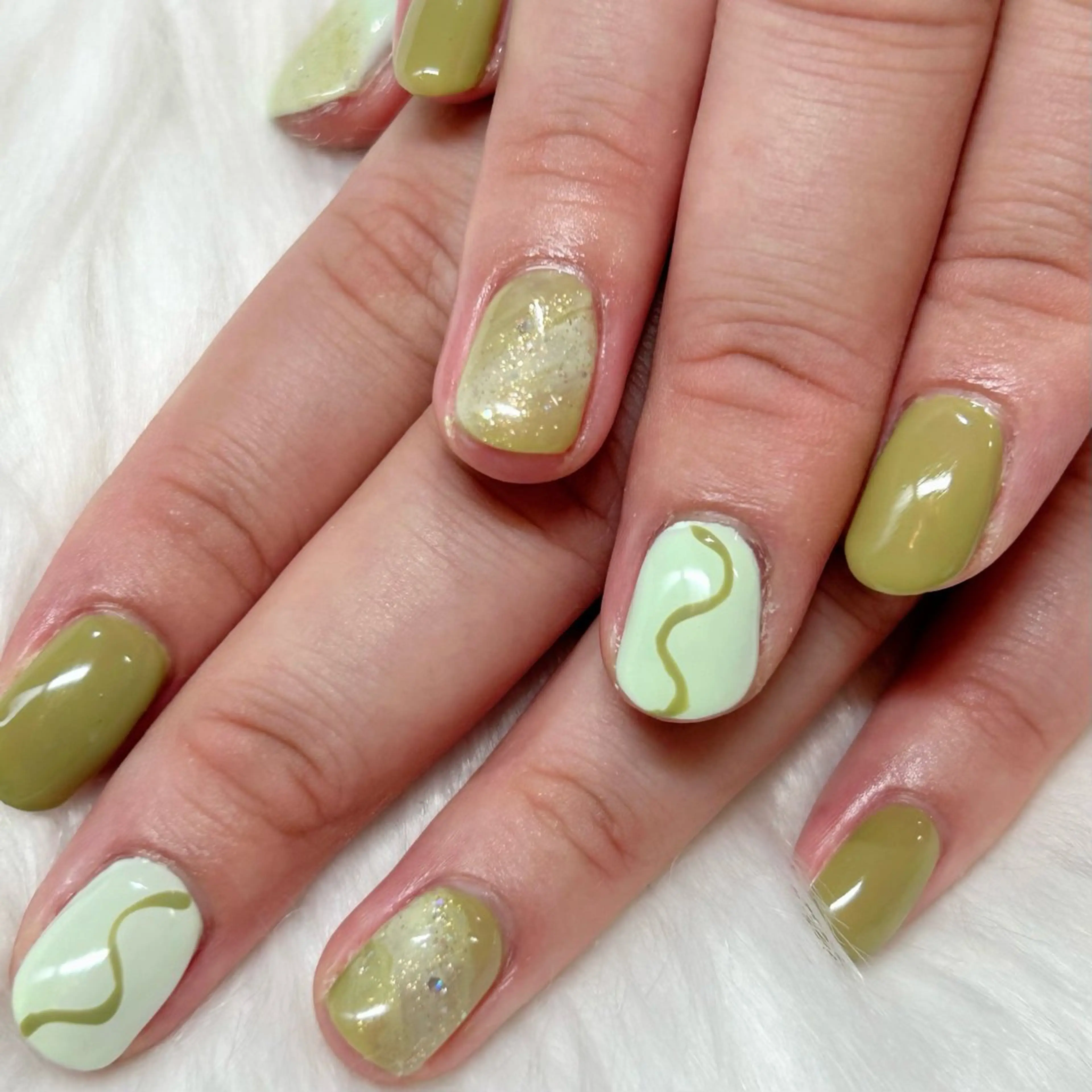 他店で付けられたネイルのオフのみの写真