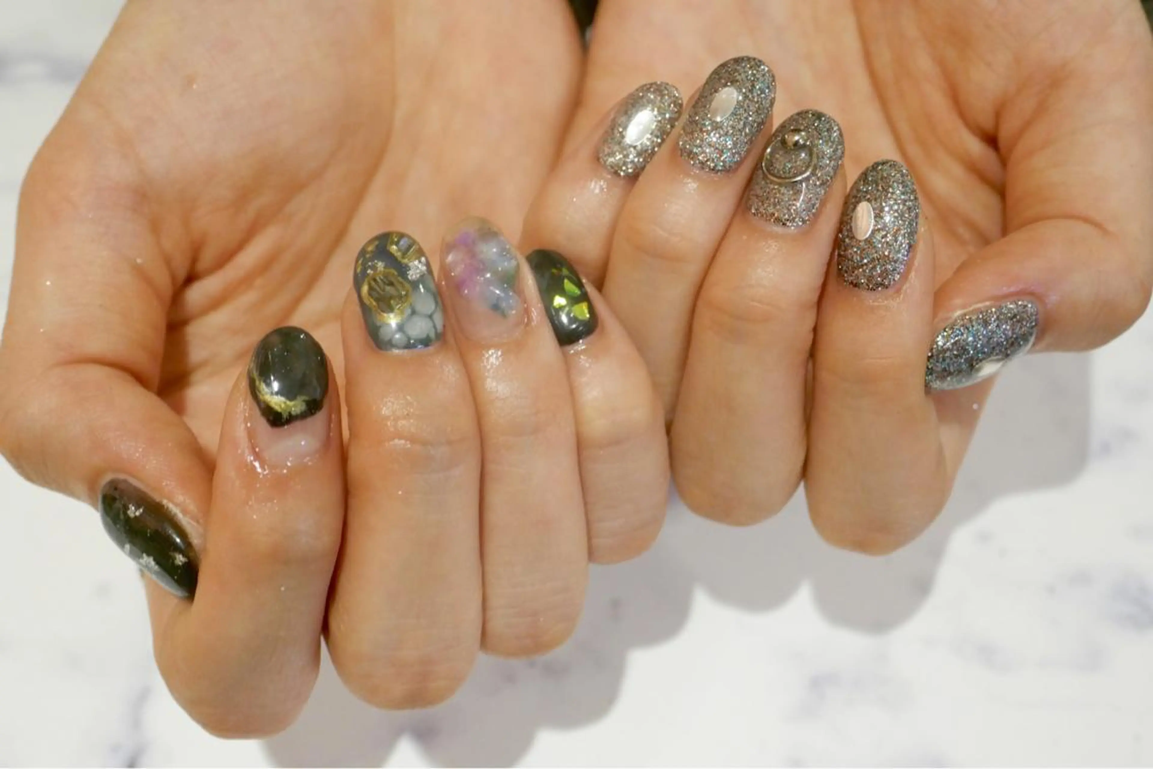 ネイル ハンドネイル revia所属・ERI Nailistのネイルデザイン