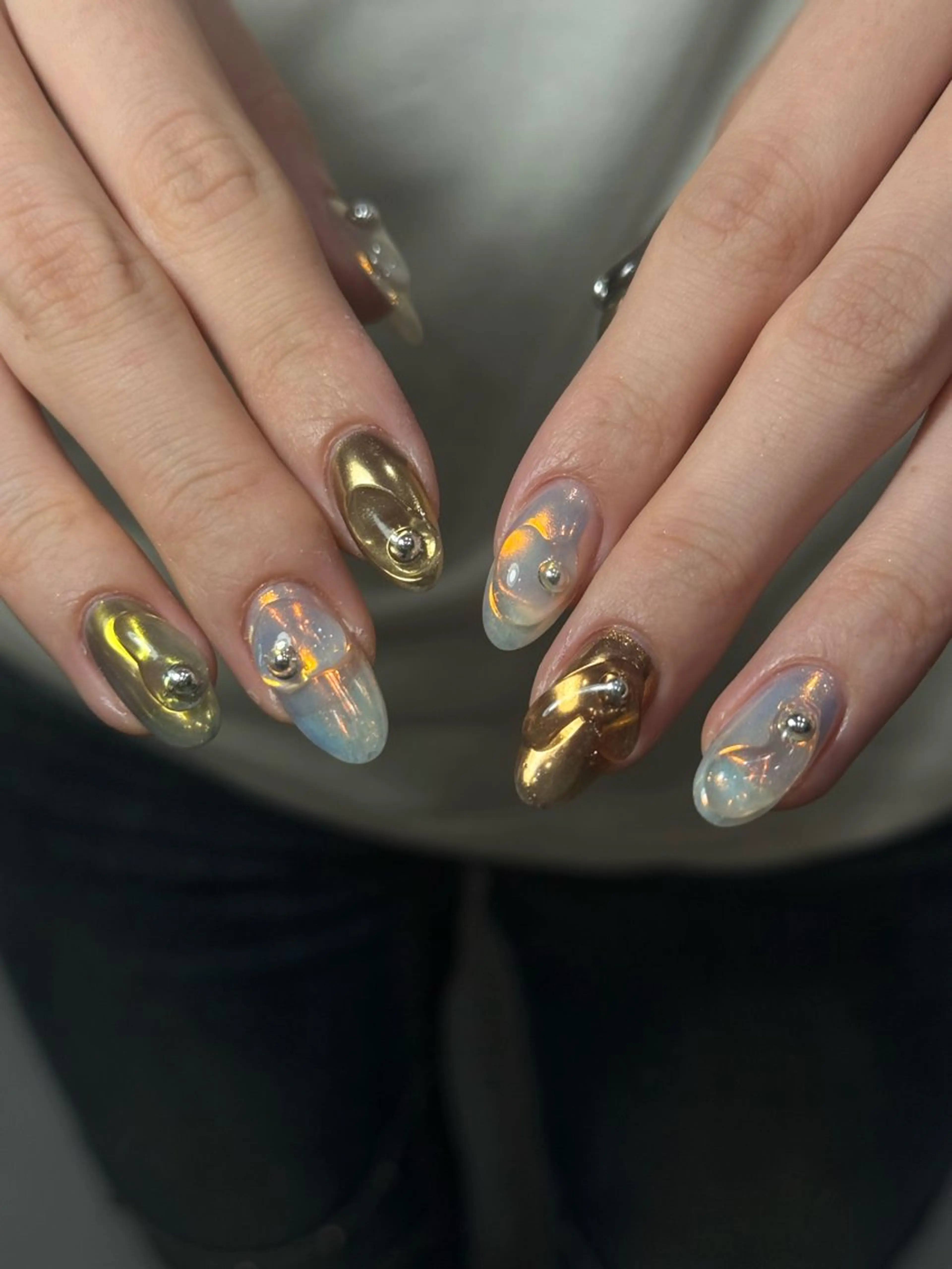 ネイル neouv所属・NEOUV_ mikuのネイルデザイン