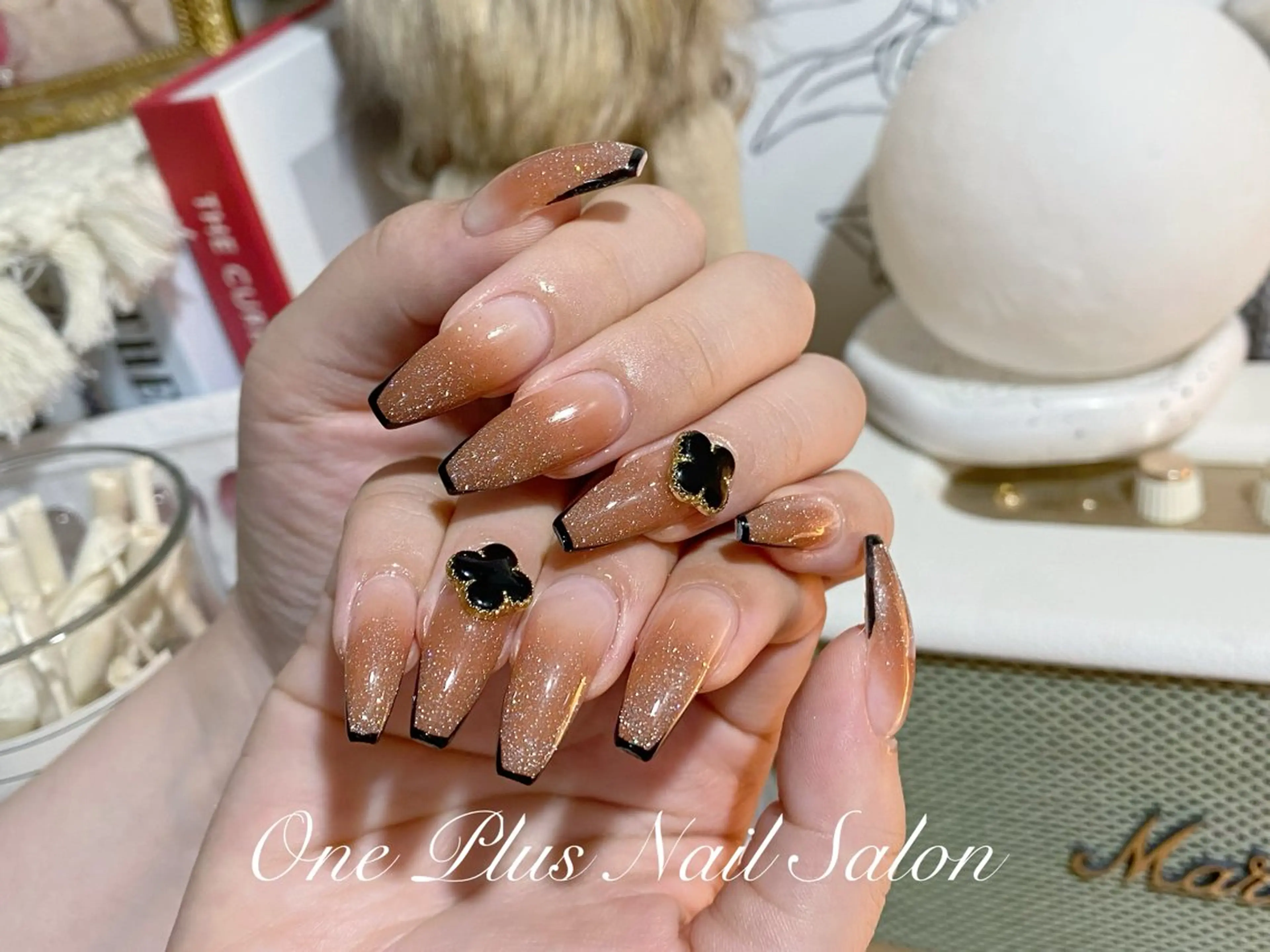 ネイル ハンドネイル One Plus Nail Salonのネイルデザイン