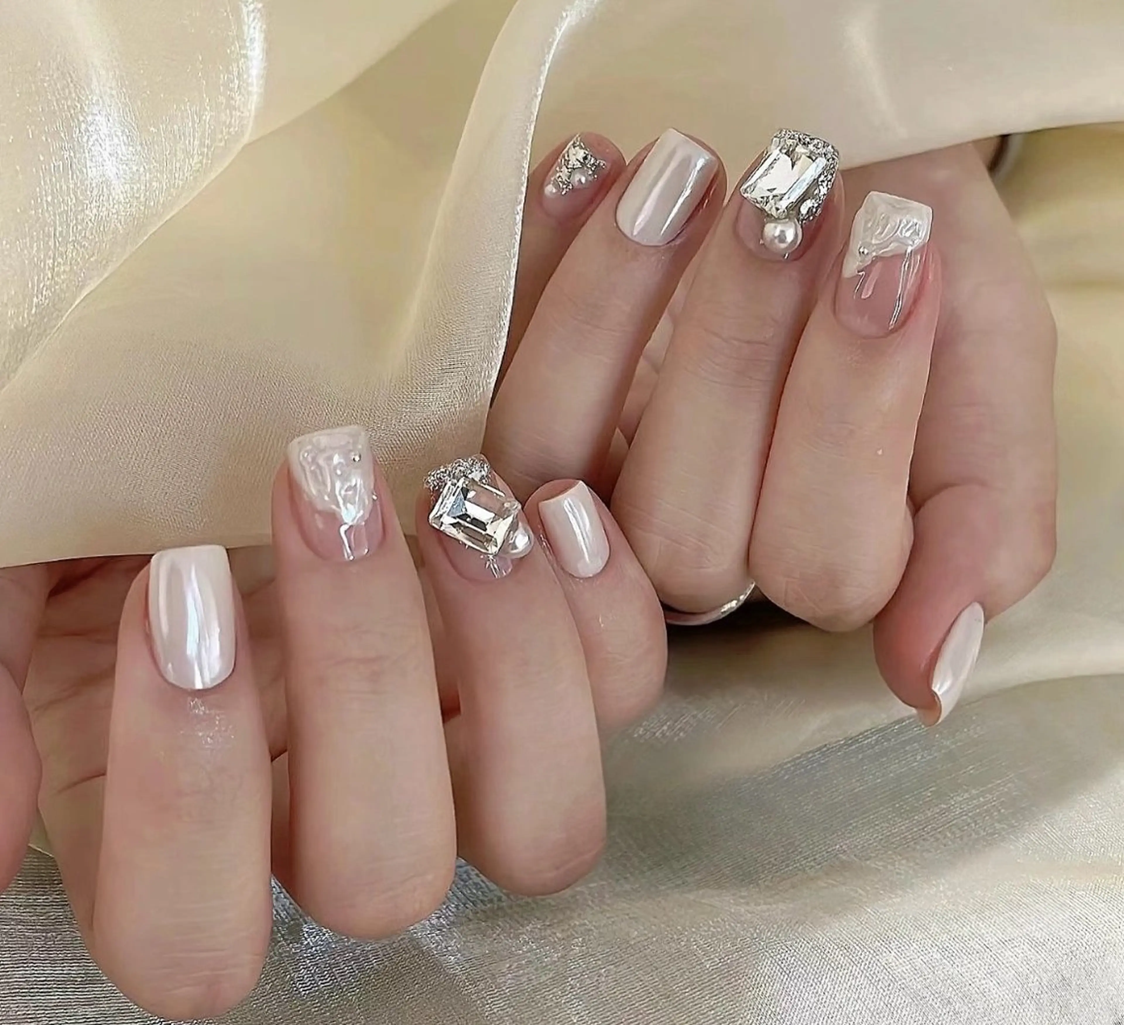 ネイル ハンドネイル ハンドケア queen nailのネイルデザイン