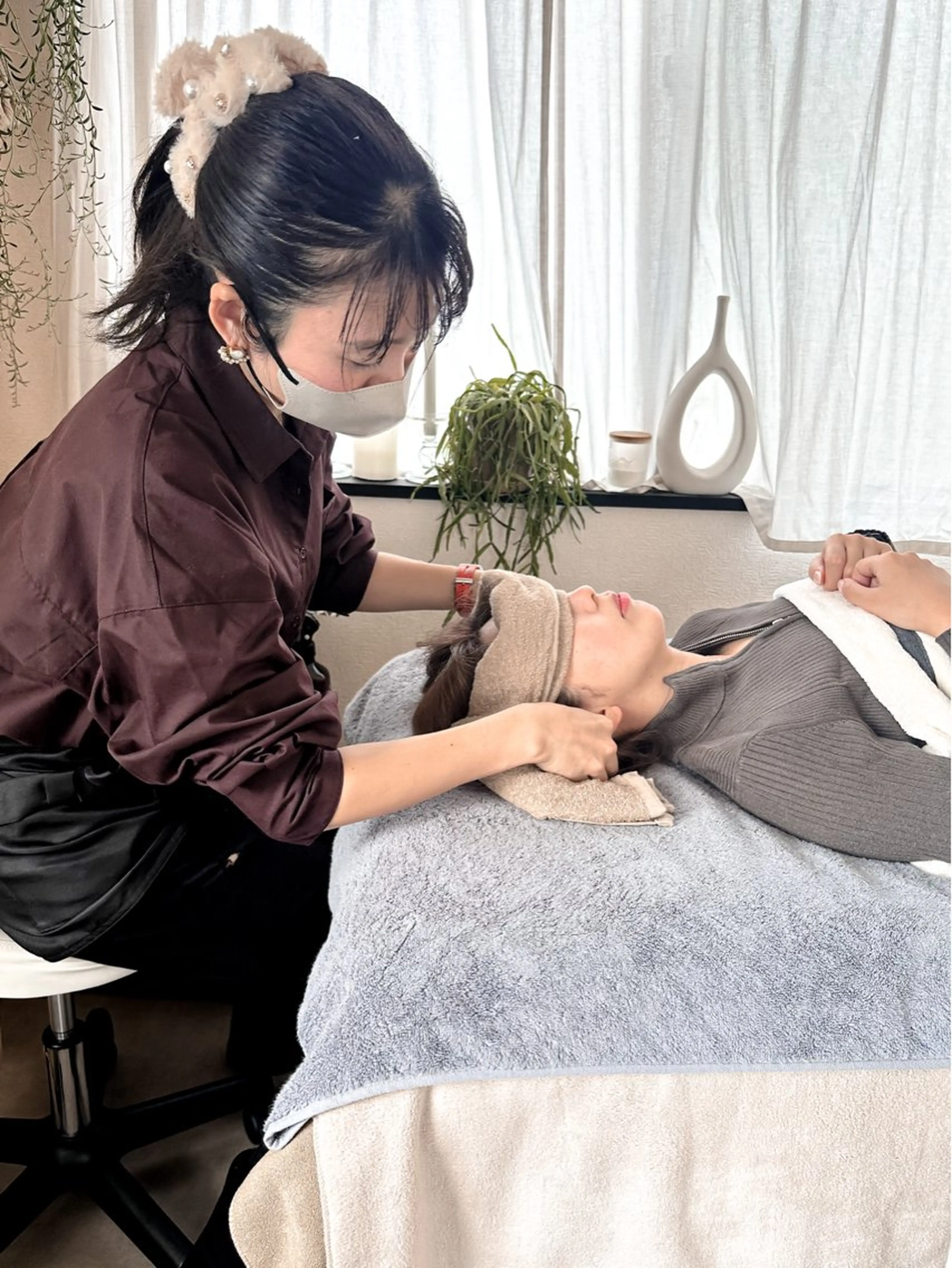 アロマドライヘッドスパ30分×耳つぼリフレクソロジー×ジュエリー60分の写真