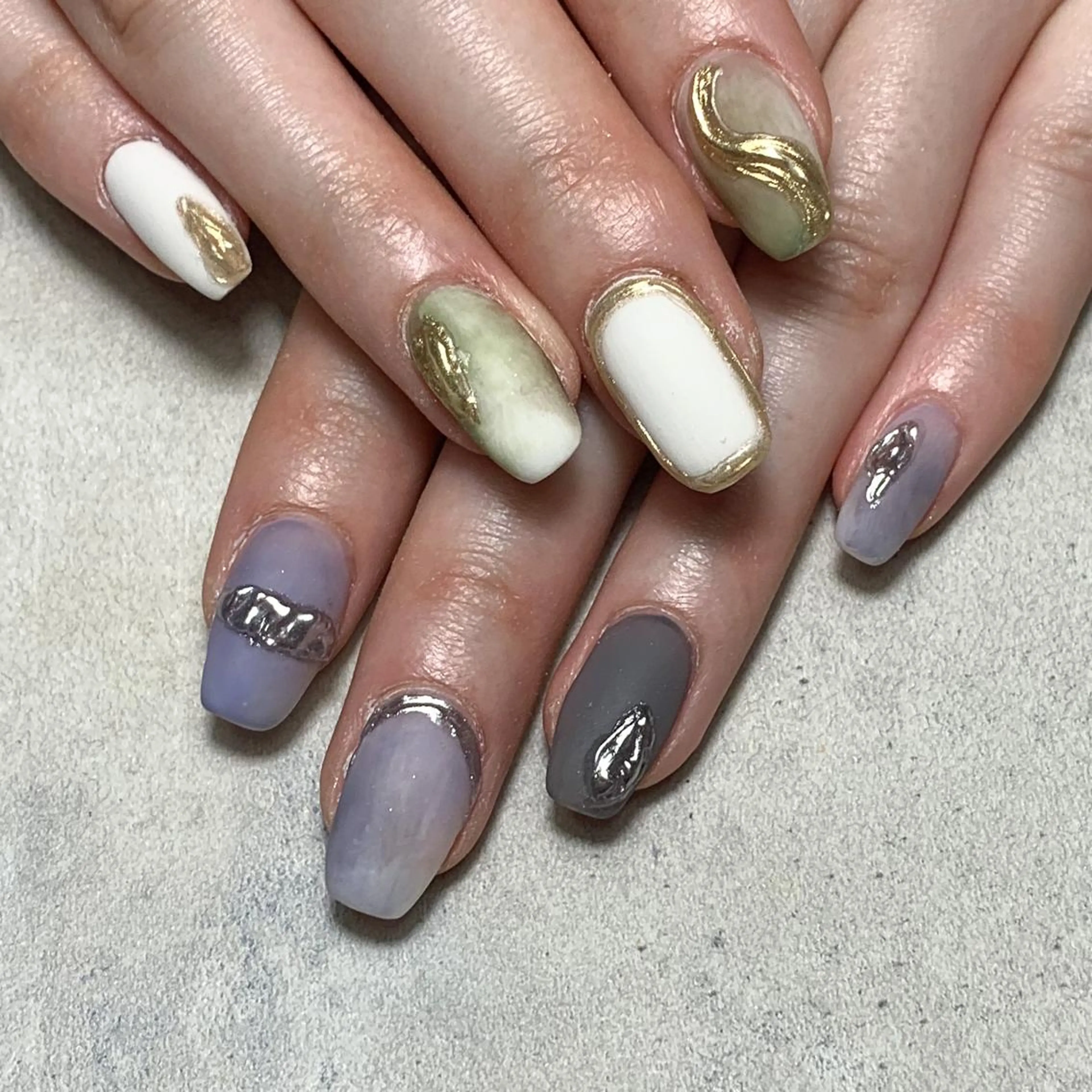 ネイル atelier　FIORITURA所属・FIORITURA aiのネイルデザイン