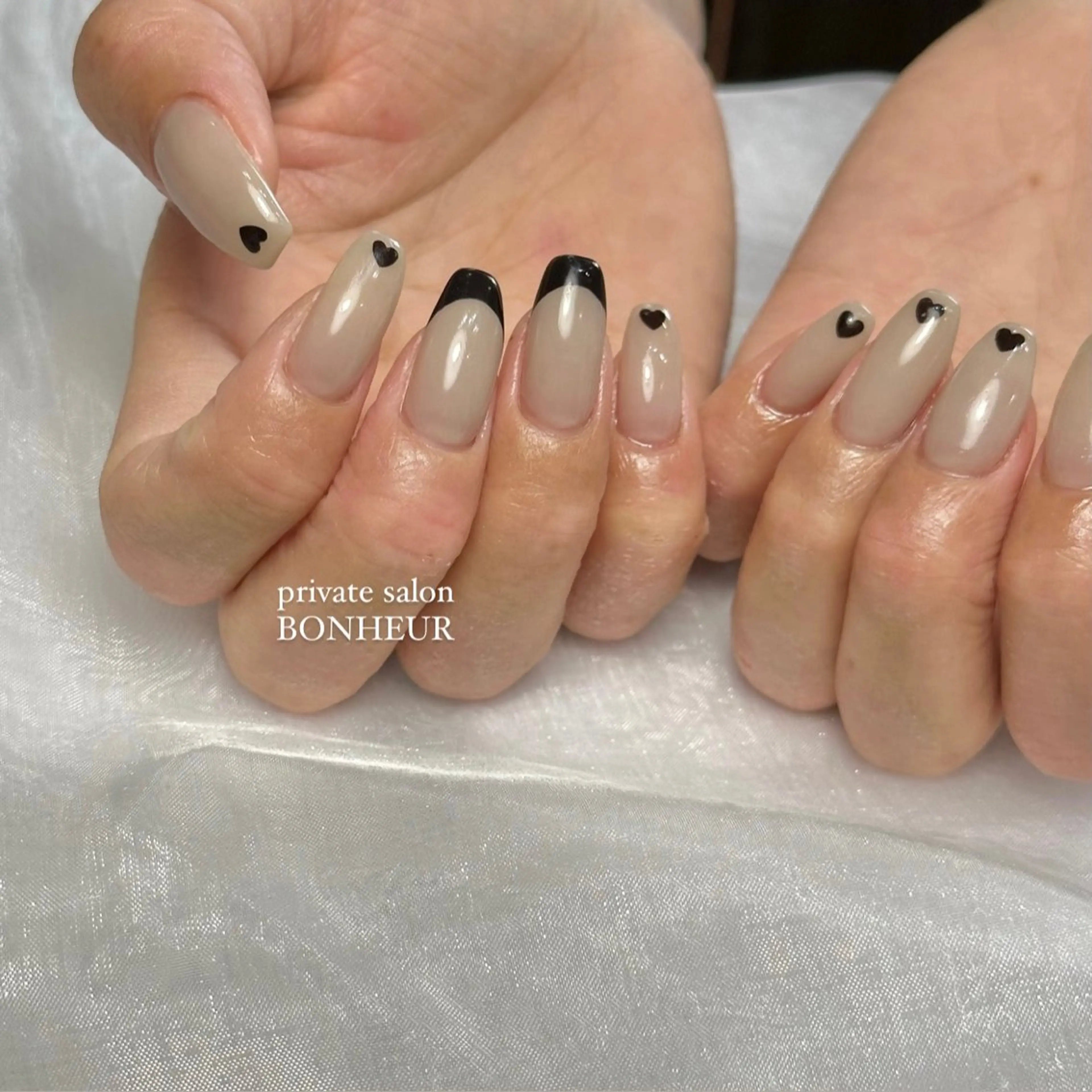 ネイル ハンドネイル BONHEUR Annaのネイルデザイン