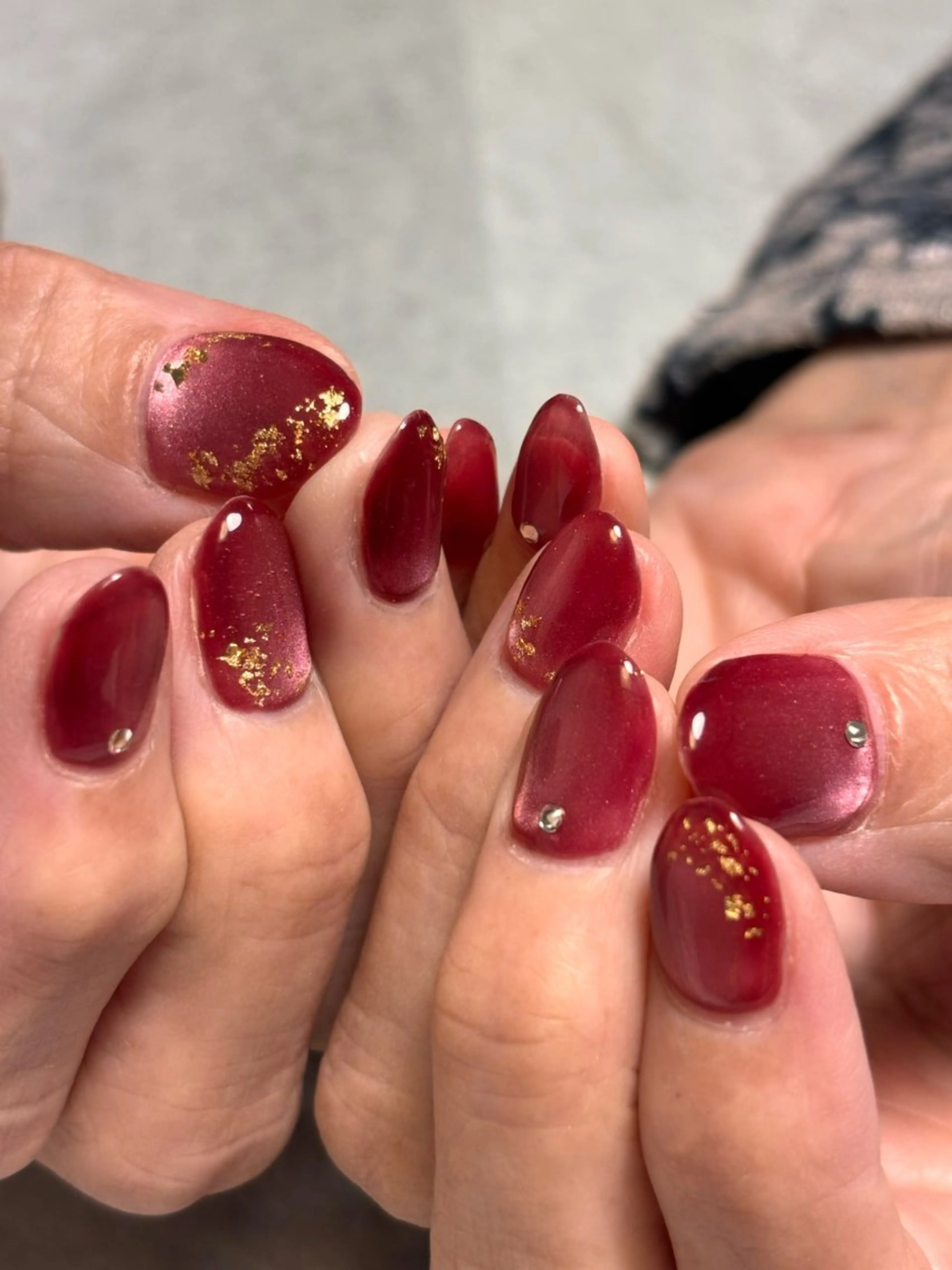 ネイル 赤色 ハンドネイル ishida miokaのネイルデザイン