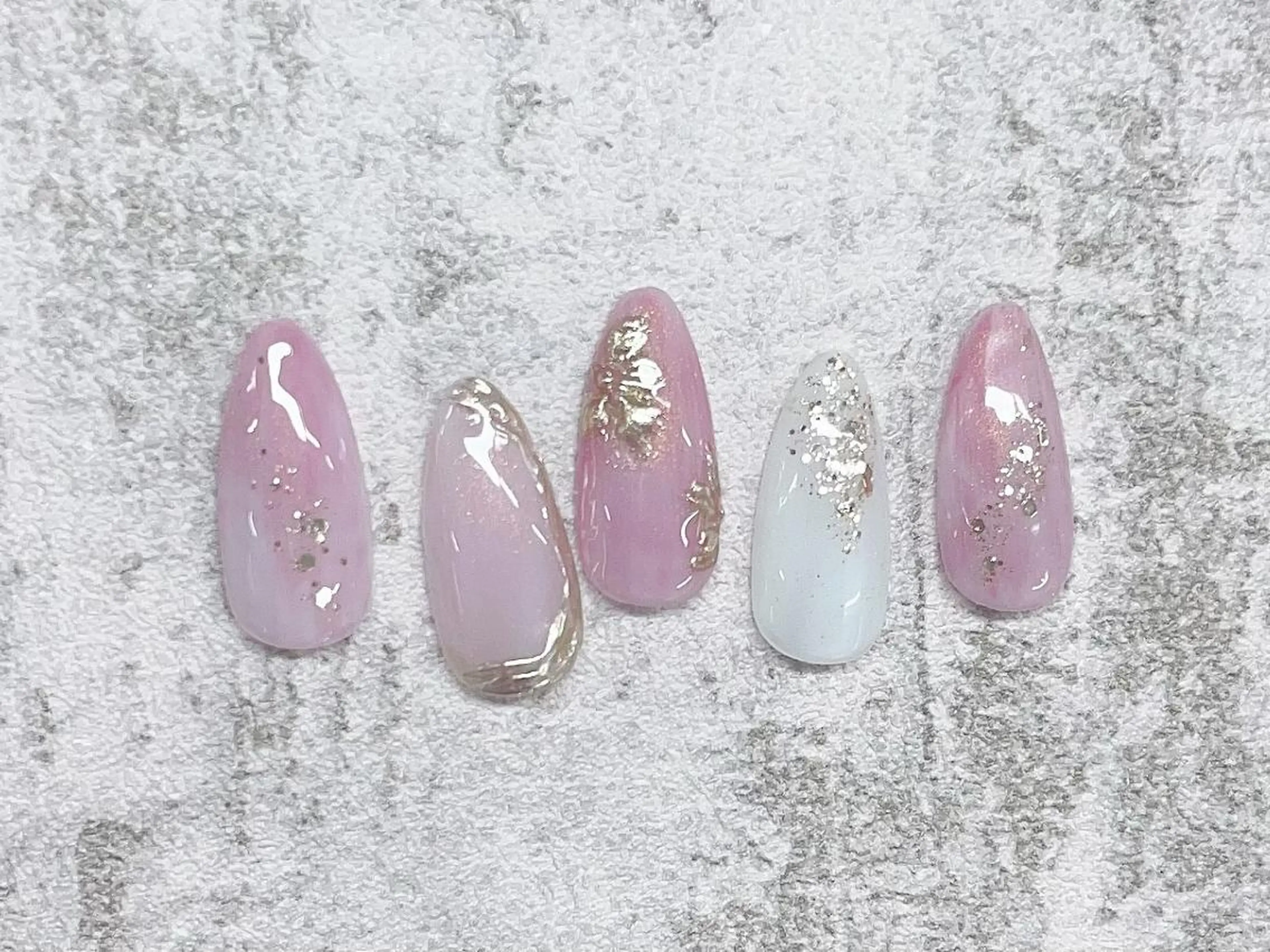 ネイル ハンドネイル 佐藤 ニーナ★ラベンダーのネイルデザイン