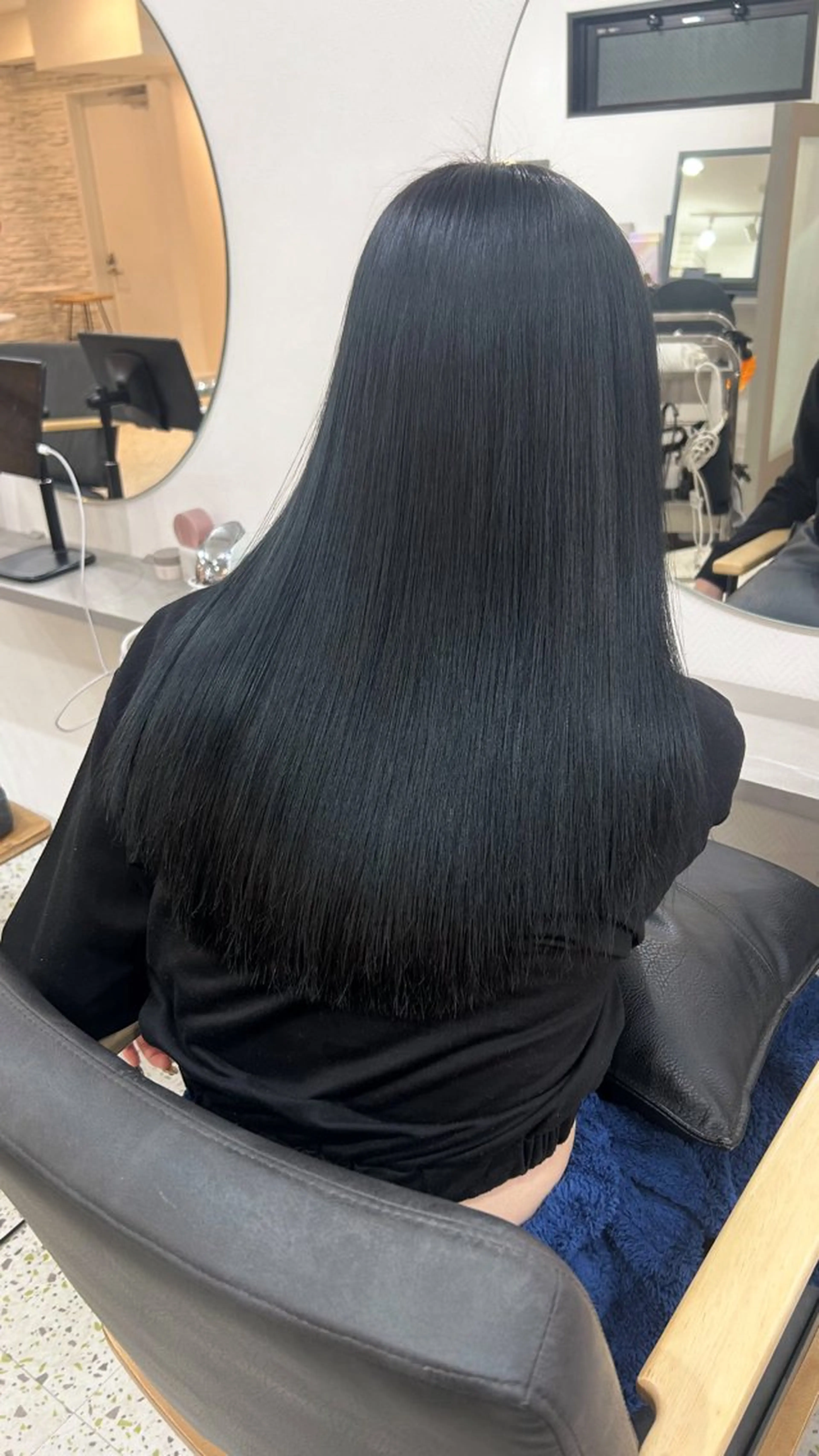 ミディアム Memories所属・透明感カラー 莉々子のヘアスタイル