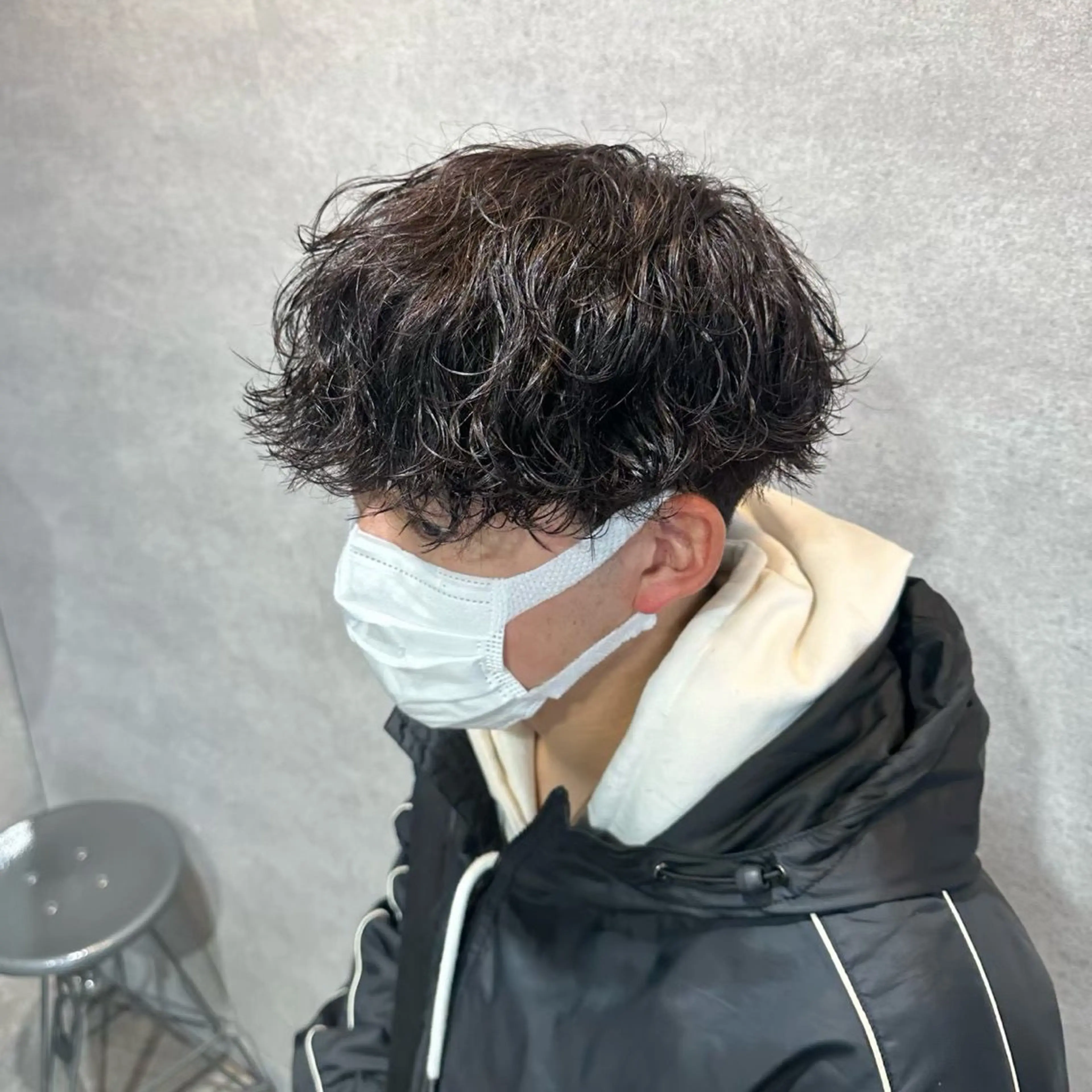 ミディアム カラー パーマ メンズ カット ヘアカラー パーマ 🔥メンズ特化🔥 藍斗のヘアスタイル