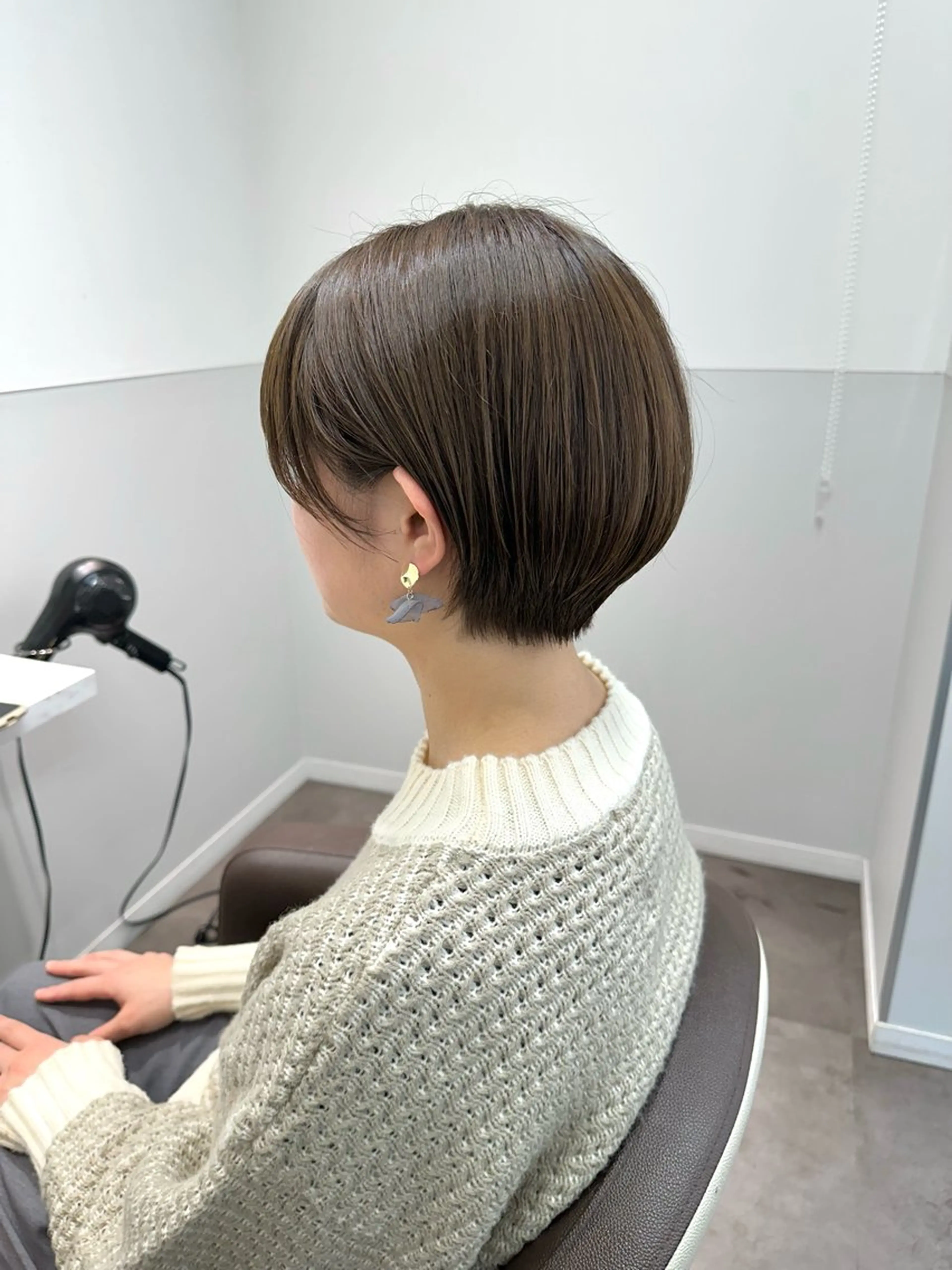 ショート カラー グレージュ オリーブグレージュ オリーブグレー ショートヘア SALOWIN大宮 /KYOHEI✂️のヘアスタイル