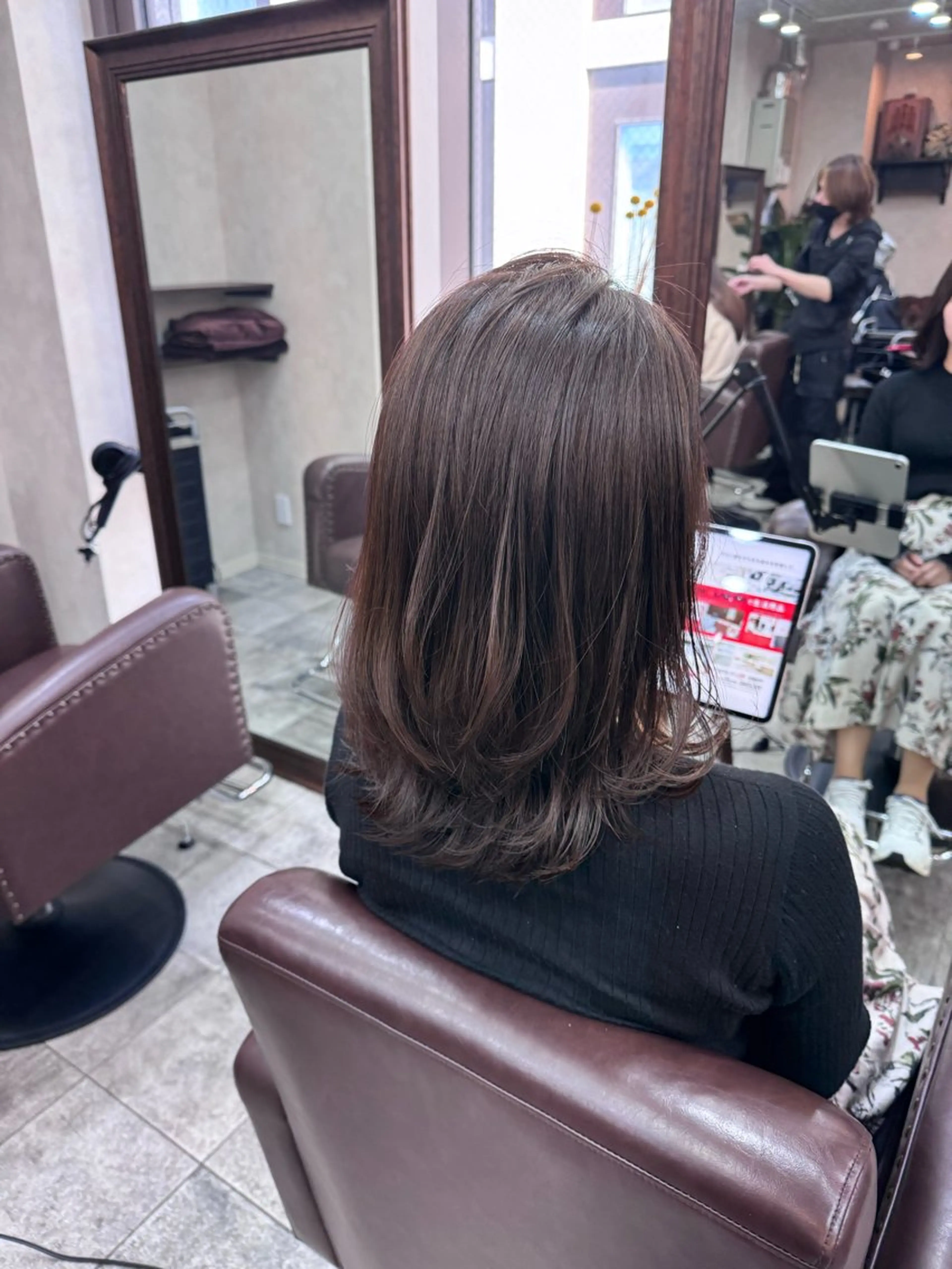 ミディアム カット ヘアカラー トリートメント 髪質改善　SHEER.銀座所属・銀座　髪質改善 ハシモトリュウタのヘアスタイル