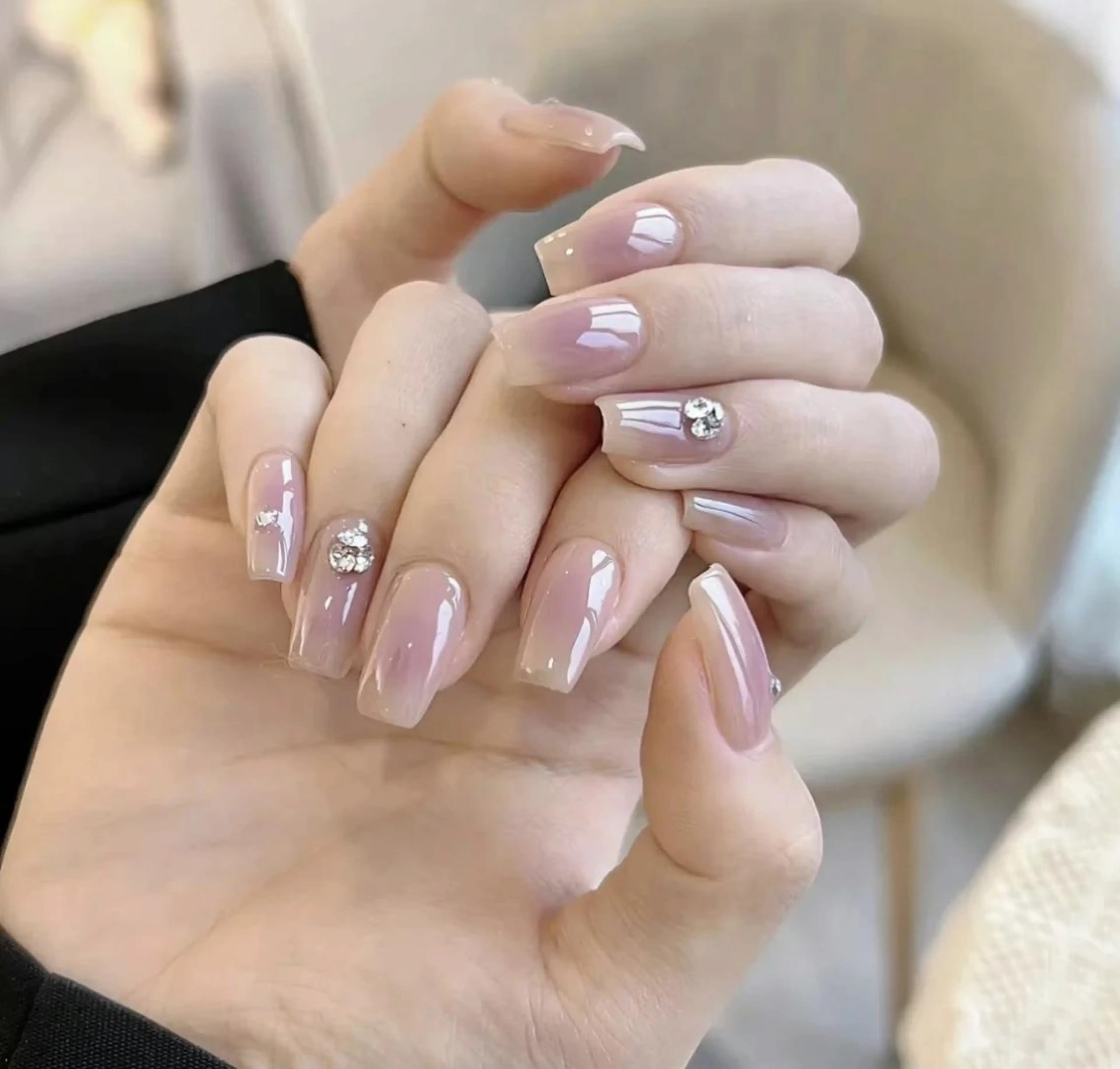 ネイル Queens テイのネイルデザイン