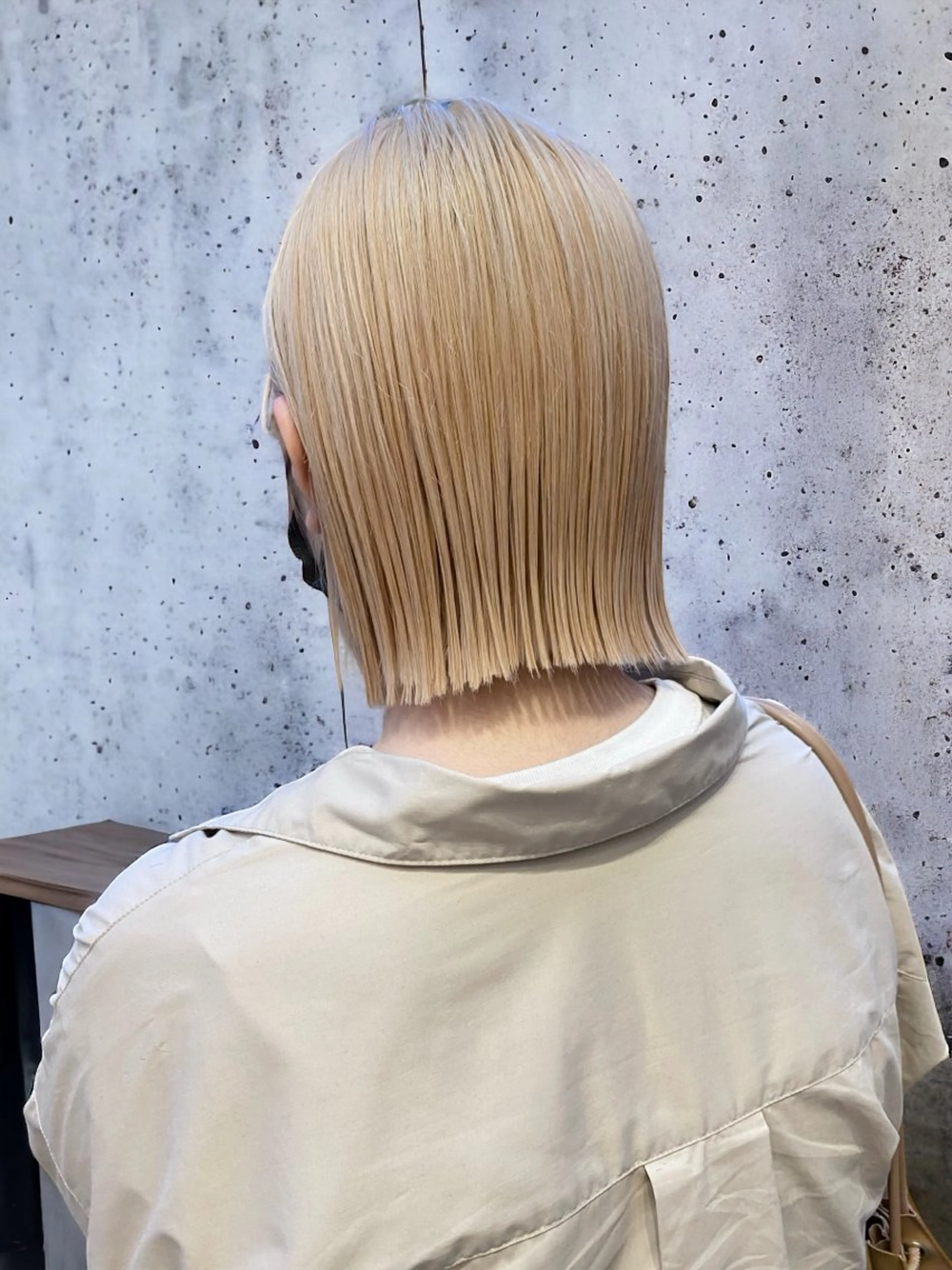 ショート カラー レイヤー/ベージュ カラー/ハシモトのヘアスタイル